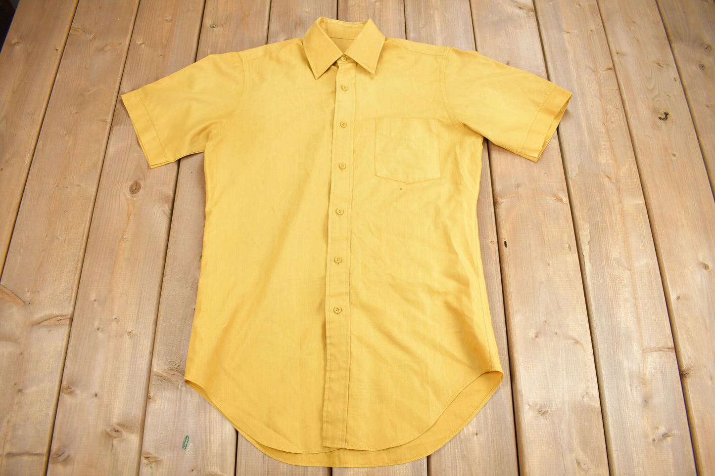 Vintage 1970s Blank Yellow Button Up Shirt / 1970s Button Up / True Vintage / Blank Shirt / Short Sleeve / Formal Shirt