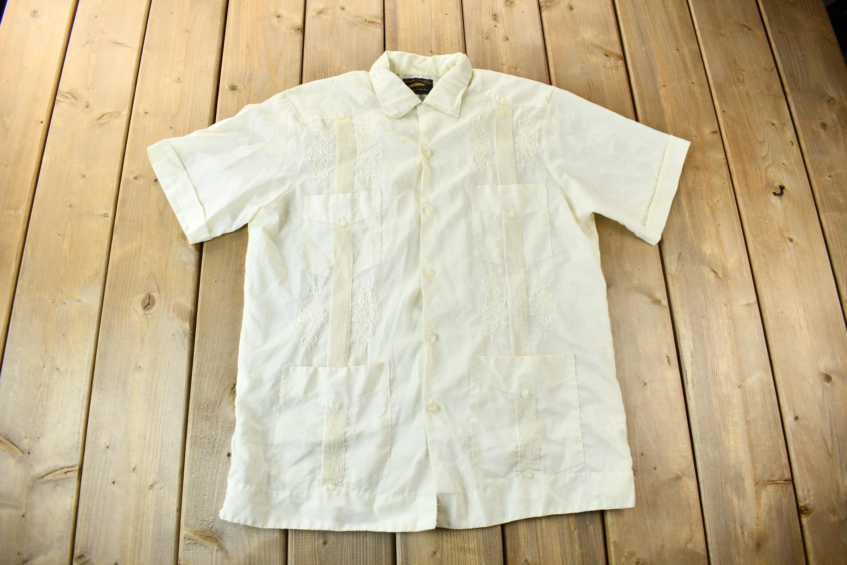 Vintage 1970s Continental Guayaberas Y Chazarillas Button Up Shirt