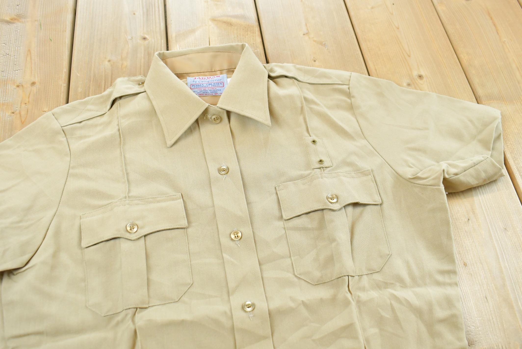 Vintage 1980s Jaguar Tropical by Conqueror Button Up Beige Safari Style Shirt Men's /