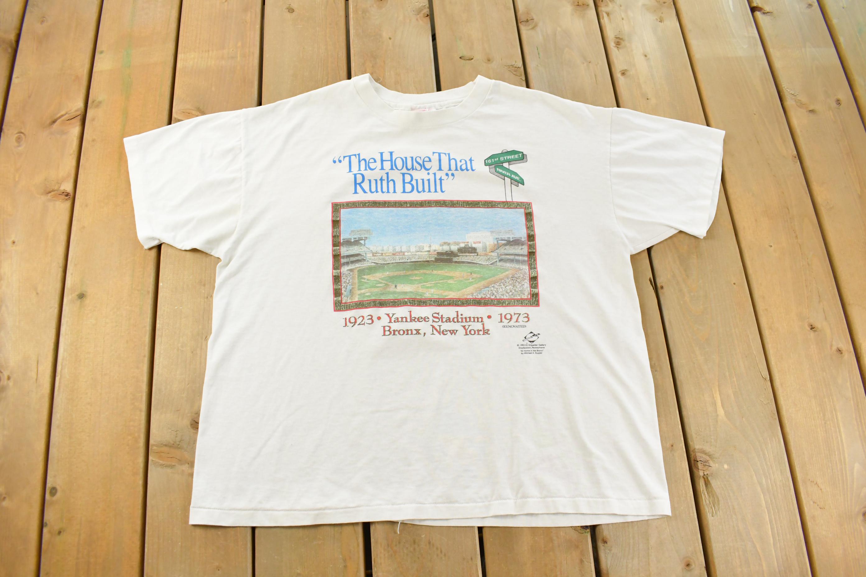 Vintage 1990s New York Yankees Stadium MLB Graphic T-Shirt Men's XL