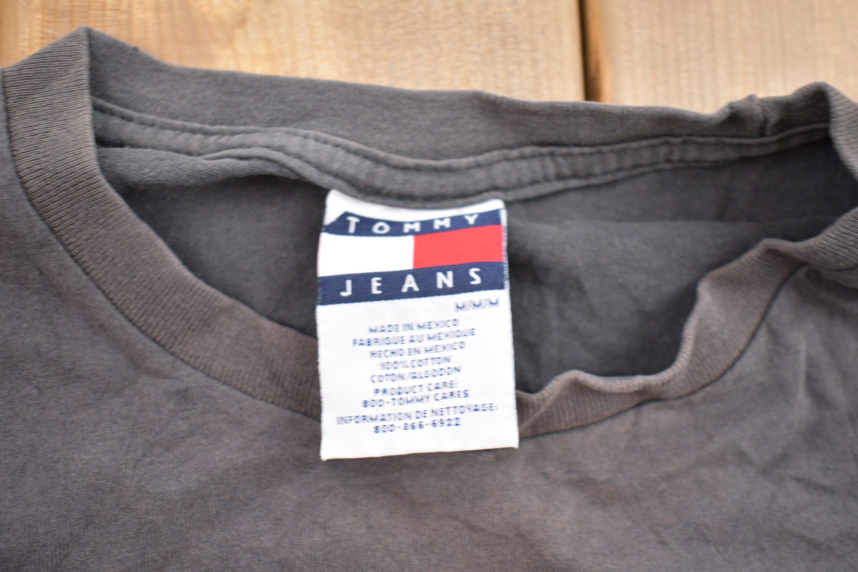 Vintage 1990s Tommy Jeans Graphic T-Shirt