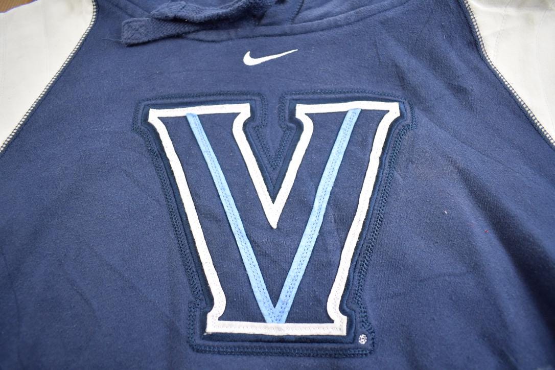 Vintage 2000s Villanova University Embroidered Nike Hoodie