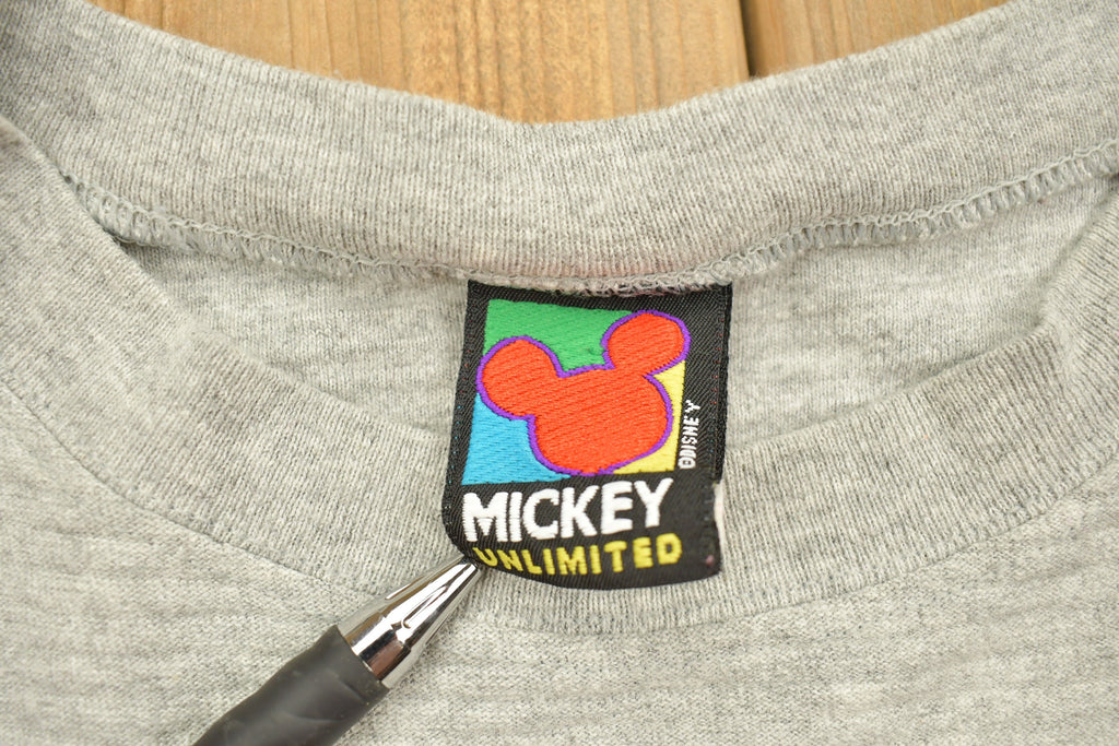 Vintage 1990s Mickey Unlimited Christmas Disney Graphic T-Shirt