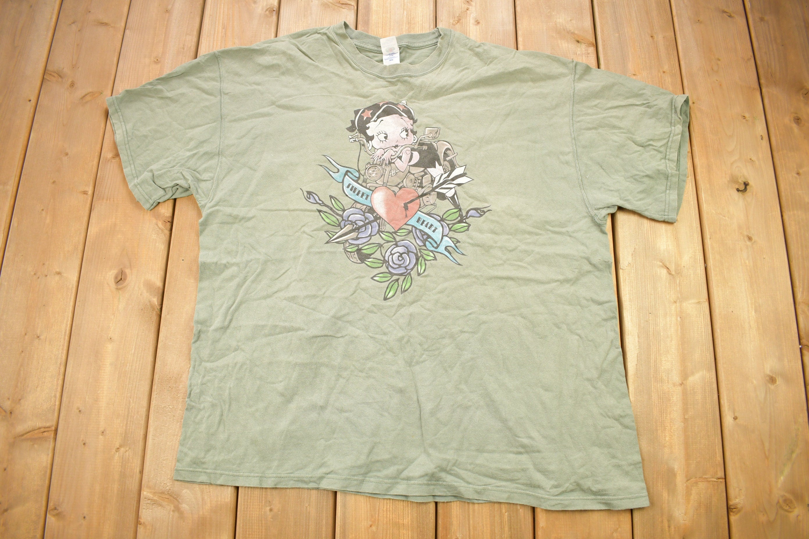 Vintage 1990s Betty Boop Sweet Heart Cartoon T-Shirt