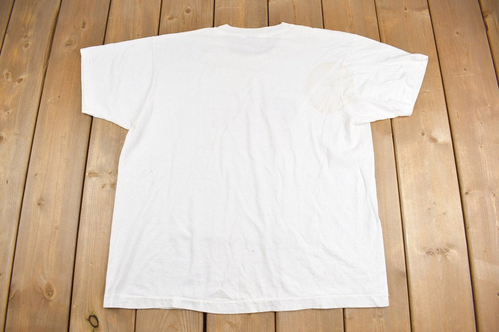 Vintage 1990s DARE America Teaching Kids To Never Take Drugs Graphic T-Shirt