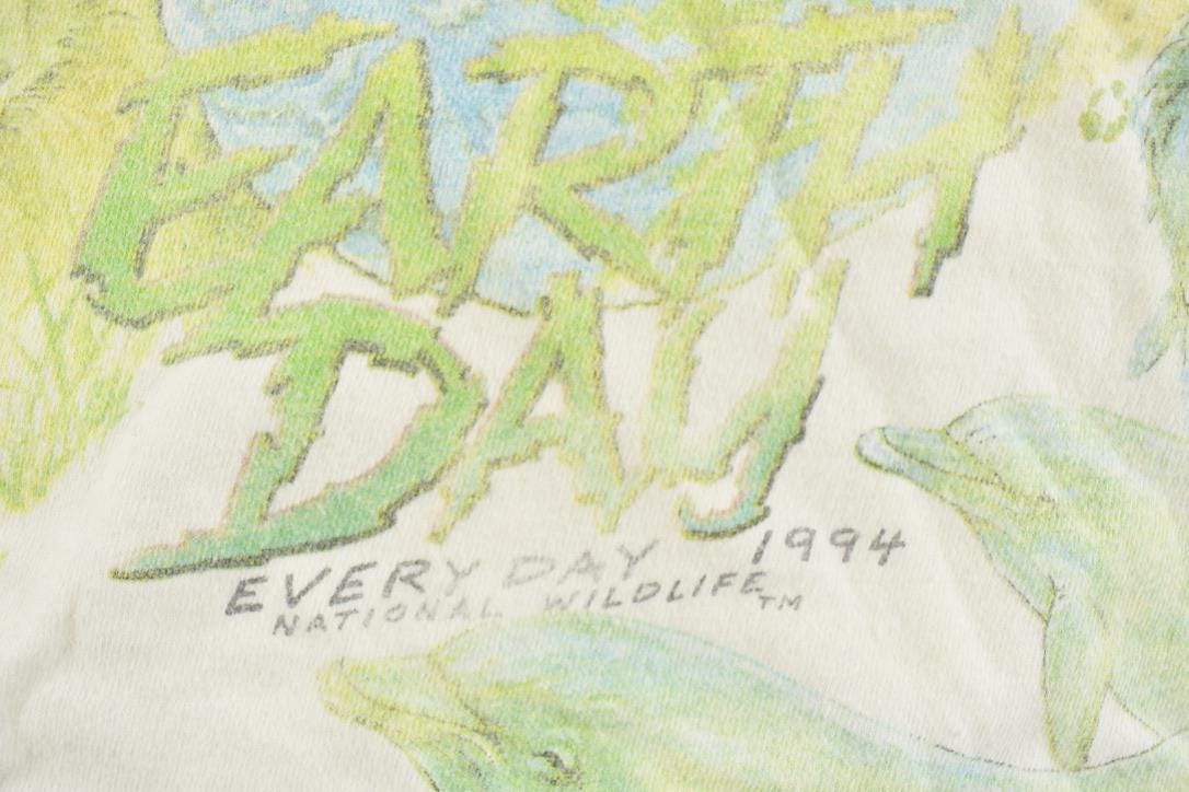 Vintage 1994 Earth Day National Wildlife Graphic T-Shirt