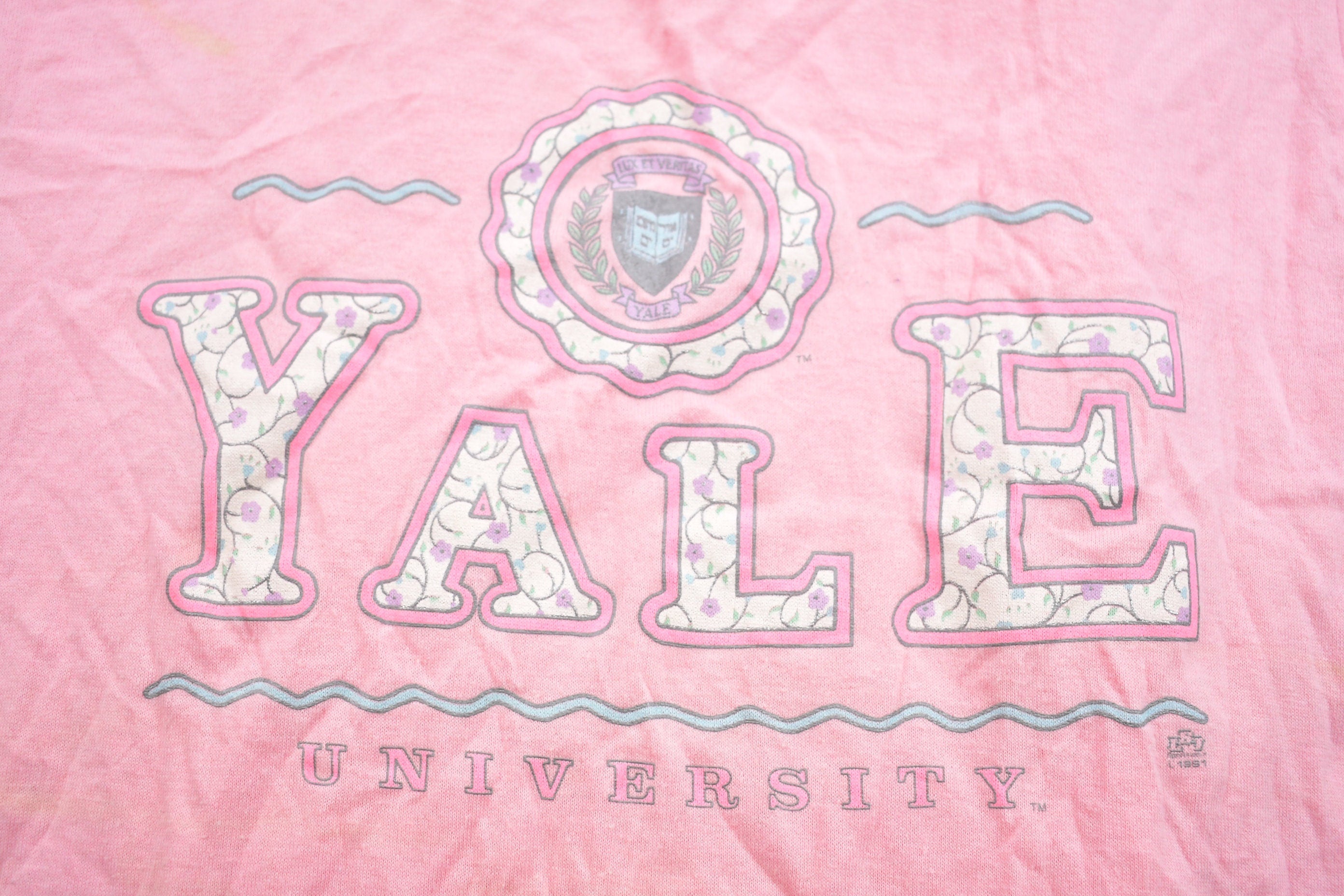 Vintage 1991 Jerzees Yale University Pastel Collegiate T-Shirt