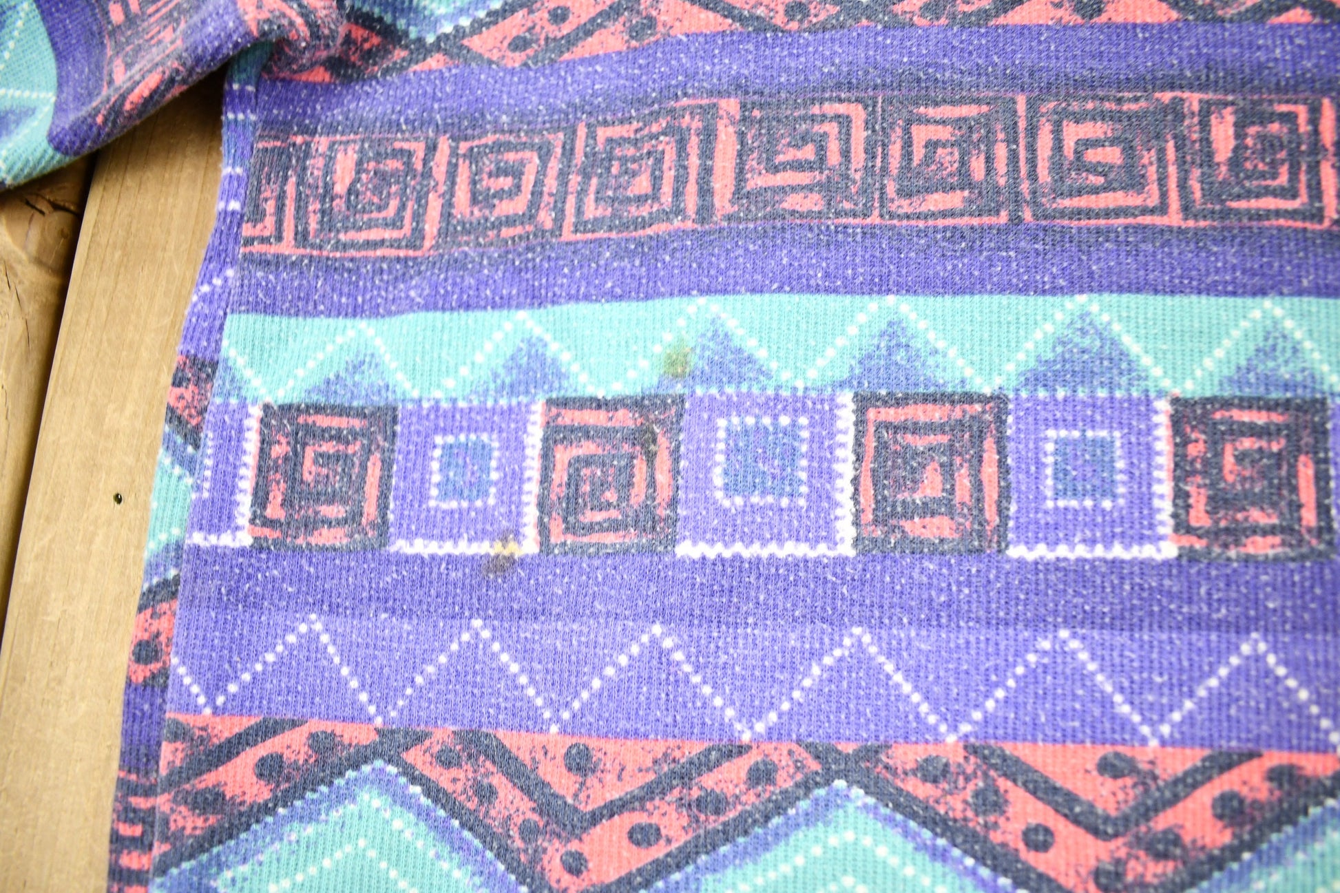 Vintage 1990s Aztec Graphic All Over Print Crewneck Sweatshirt