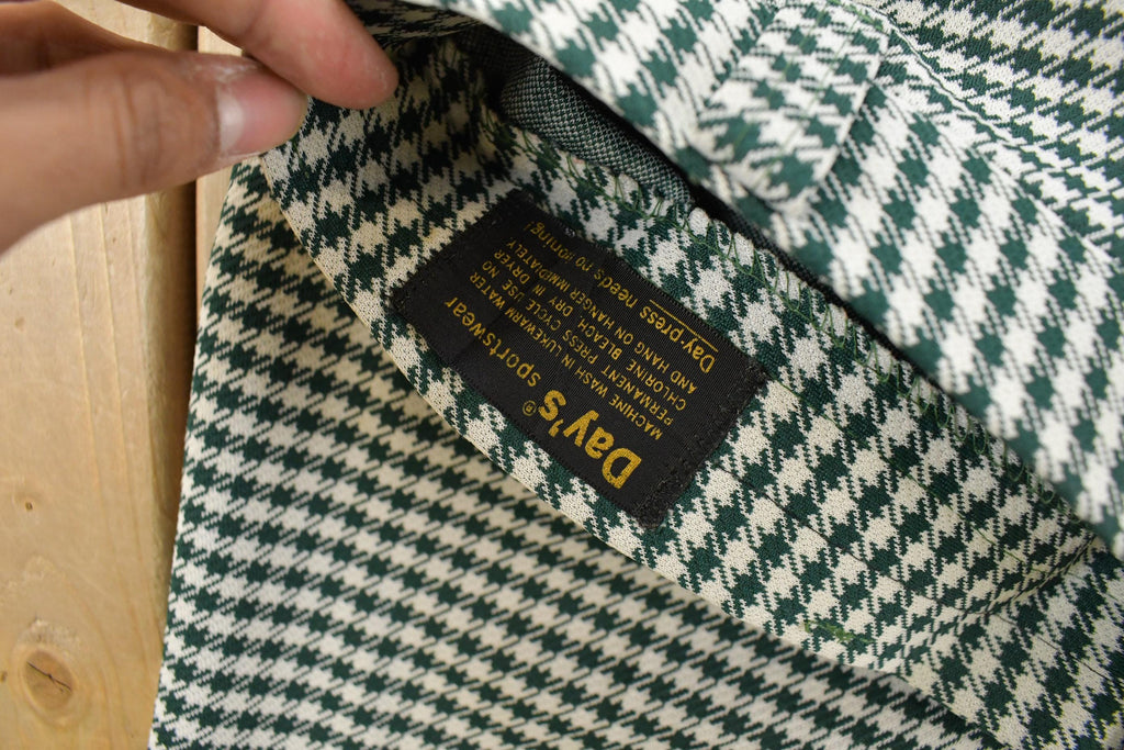 Vintage 1970s Day's Sportswear Checkered Bell Bottom Flare Trousers Women's 35 x 29
