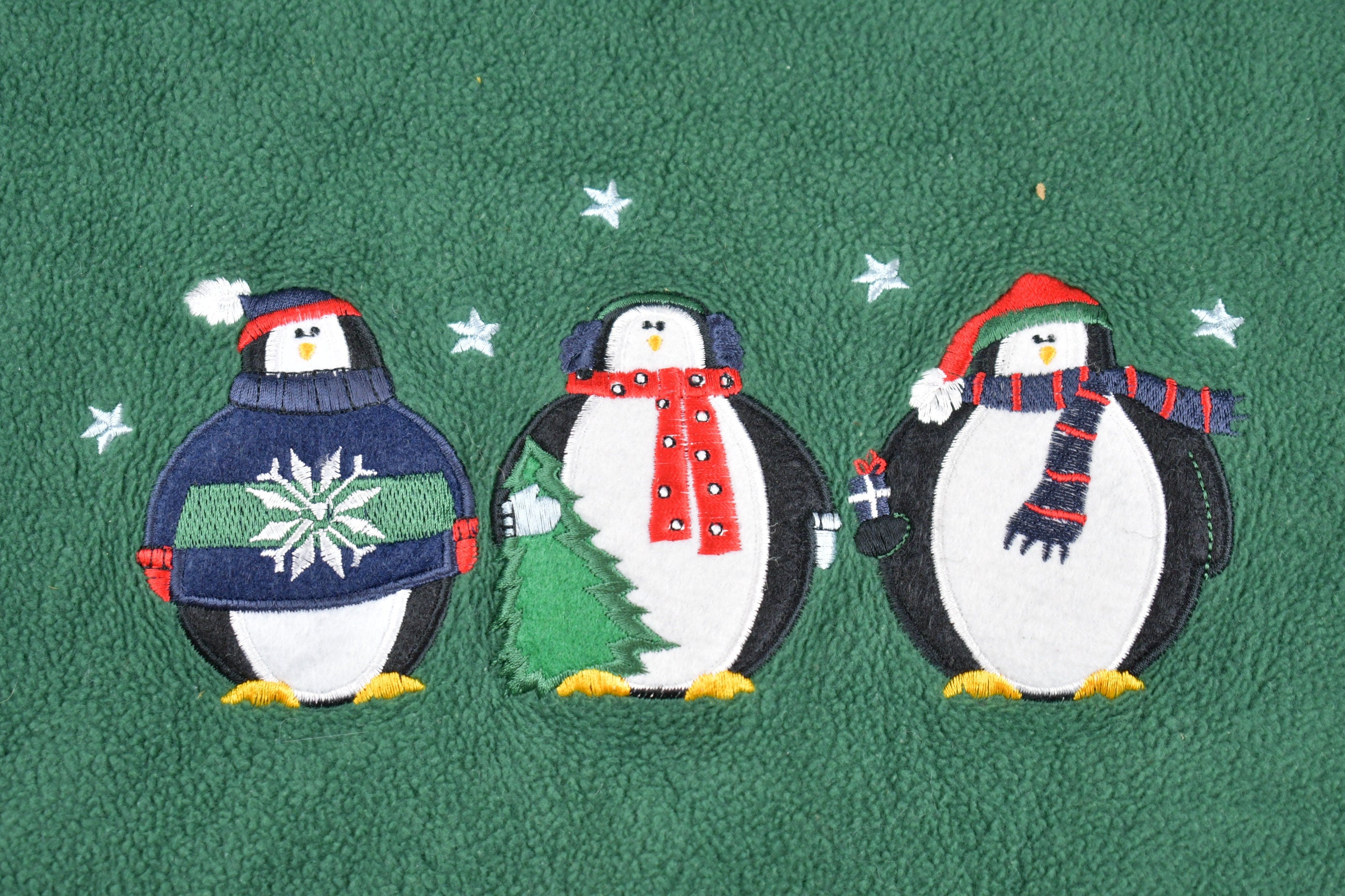 Vintage 1990s Cute Penguin Winter Theme Crewneck Sweater