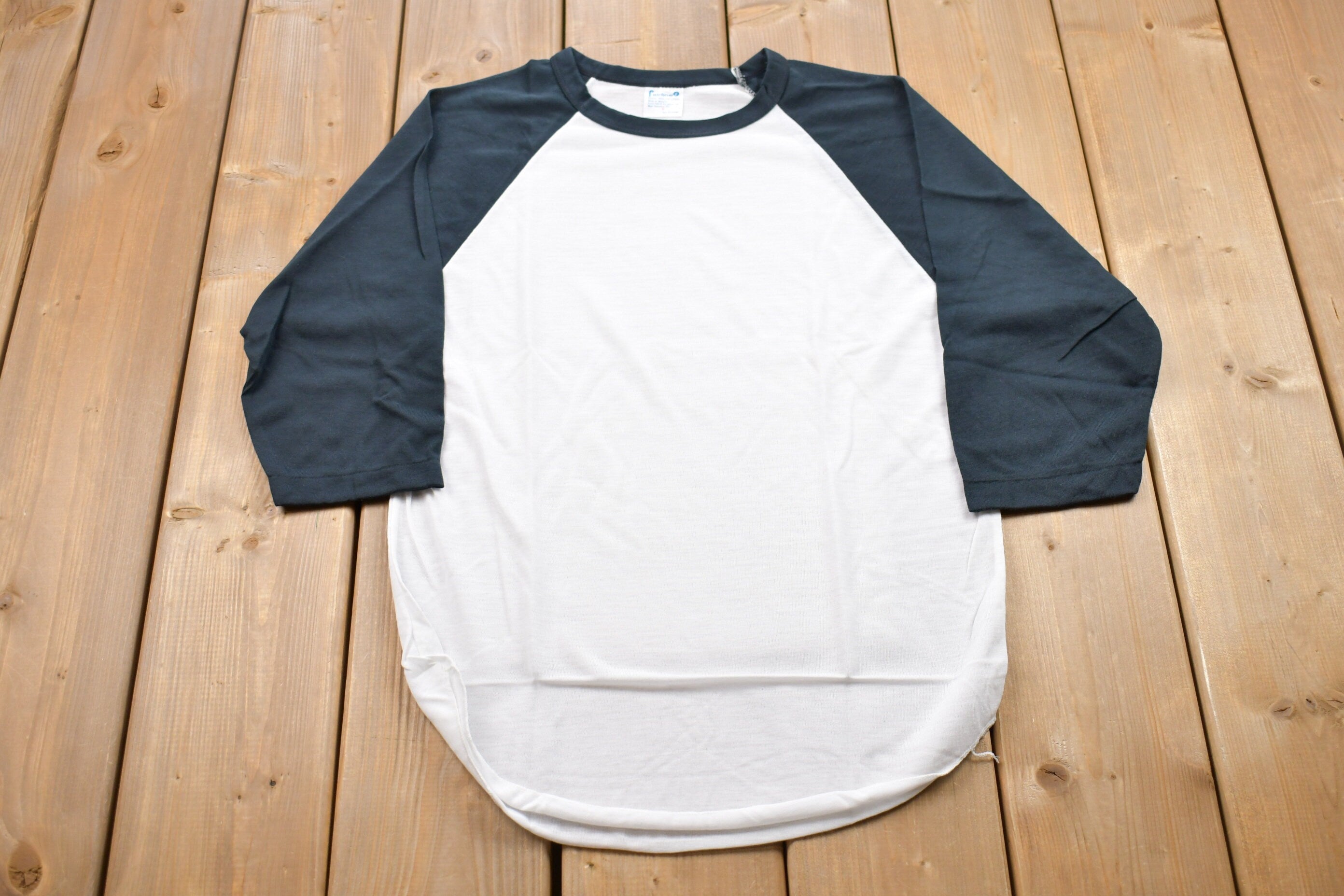 Vintage 1970s Raglan Color Block 3 Quarter Sleeve T-Shirt