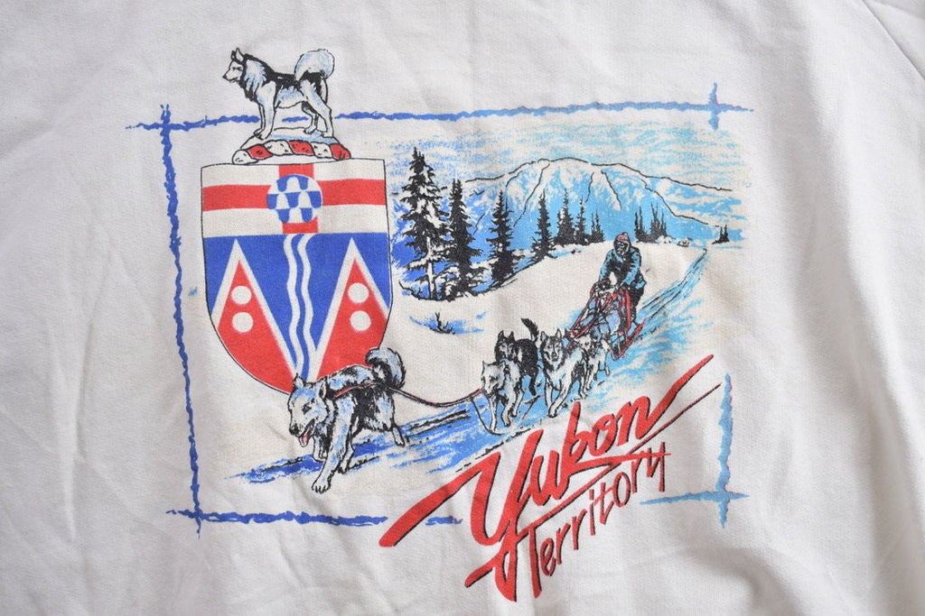 Vintage 1990s Yukon Territory Dog Sled Theme Crewneck Sweatshirt