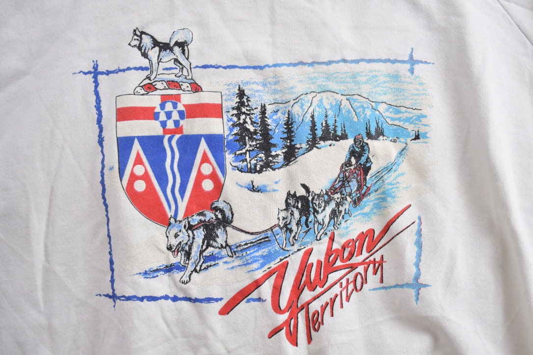 Vintage 1990s Yukon Territory Dog Sled Theme Crewneck Sweatshirt