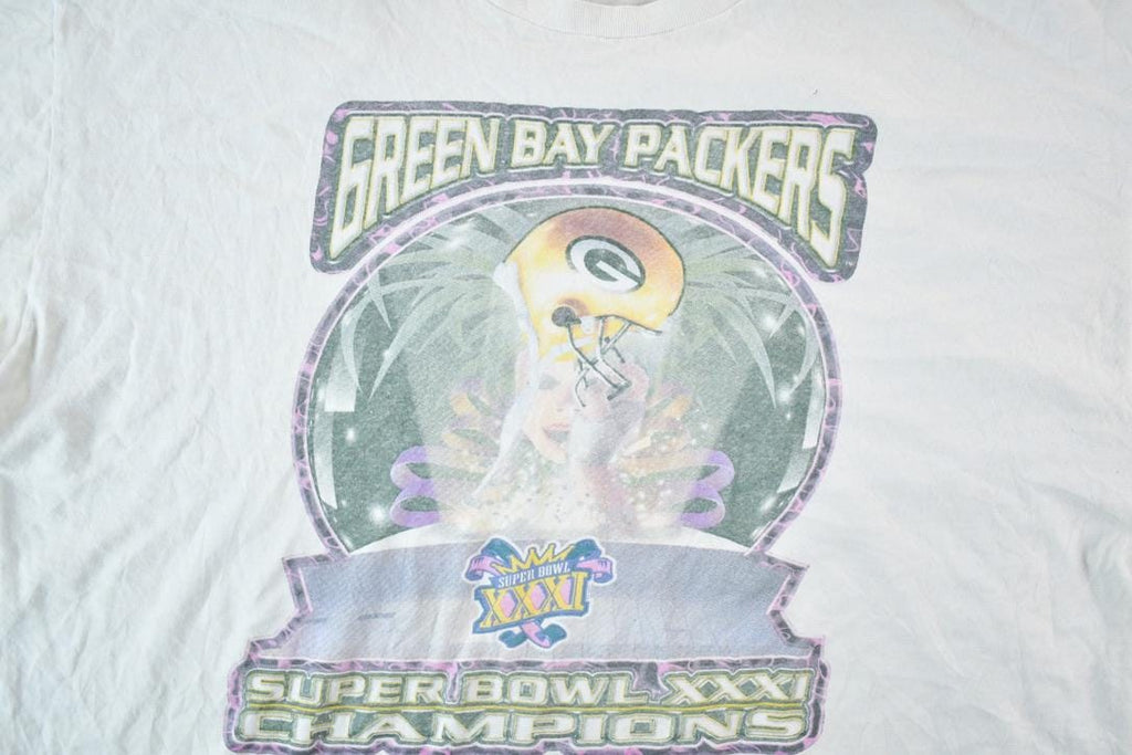 Vintage 1997 Starter Green Bay Packers Super Bowl Champions NFL Graphic T-Shirt