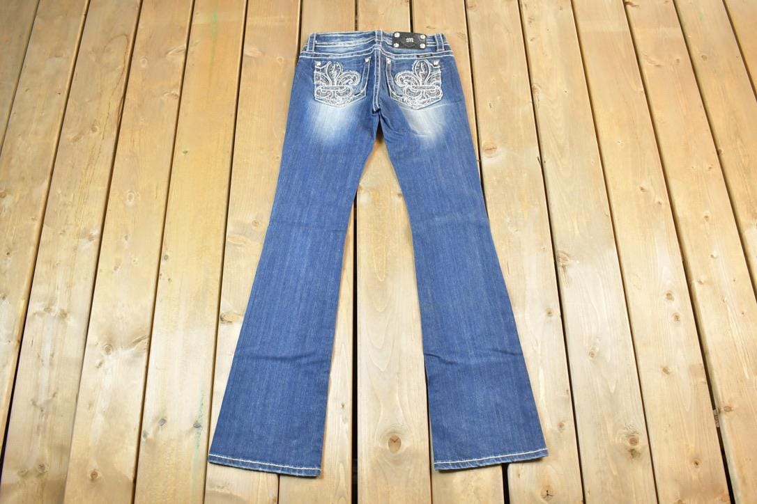 Vintage Y2K Miss Me Bedazzled Low Rise Jeans Size 26x31