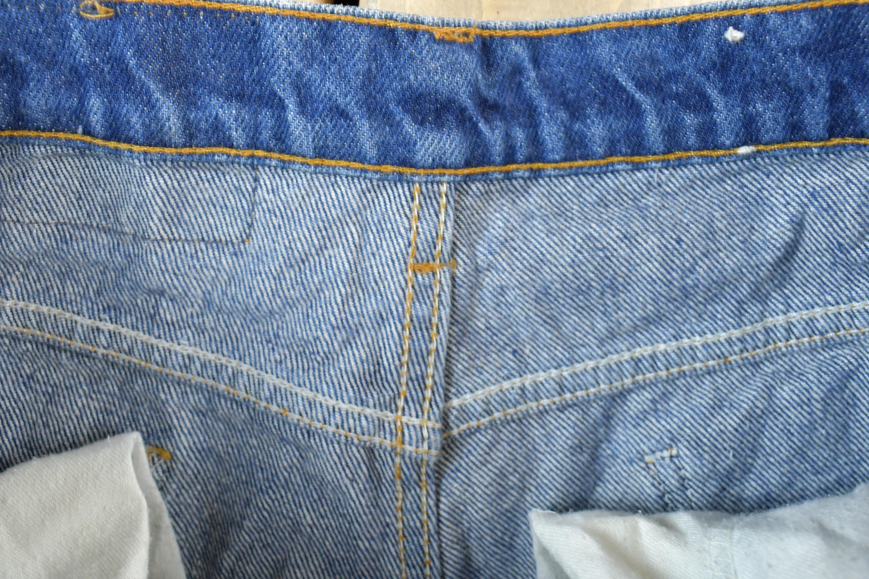 Vintage 1990s Levi Strauss Orange Tab Dark Wash Denim Jeans Size 35 x 32