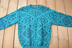Vintage 1980s Di Vincent Snow Flake Design Knitted Crewneck Sweater