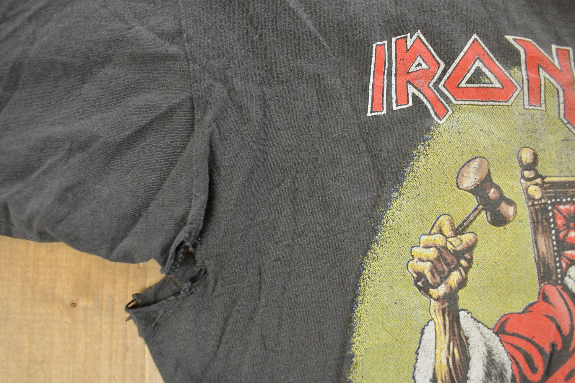 Vintage 1990 Iron Maiden Deaf Sentence Thrashed Band T-Shirt Men's Large / Rare Vintage T-Shirt / 90s Band Tee / Single Stitch / Distressed