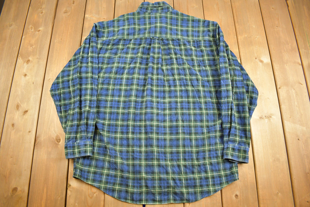 Vintage 1990s G. H. Bass & Co Plaid Flannel Button Up Shirt
