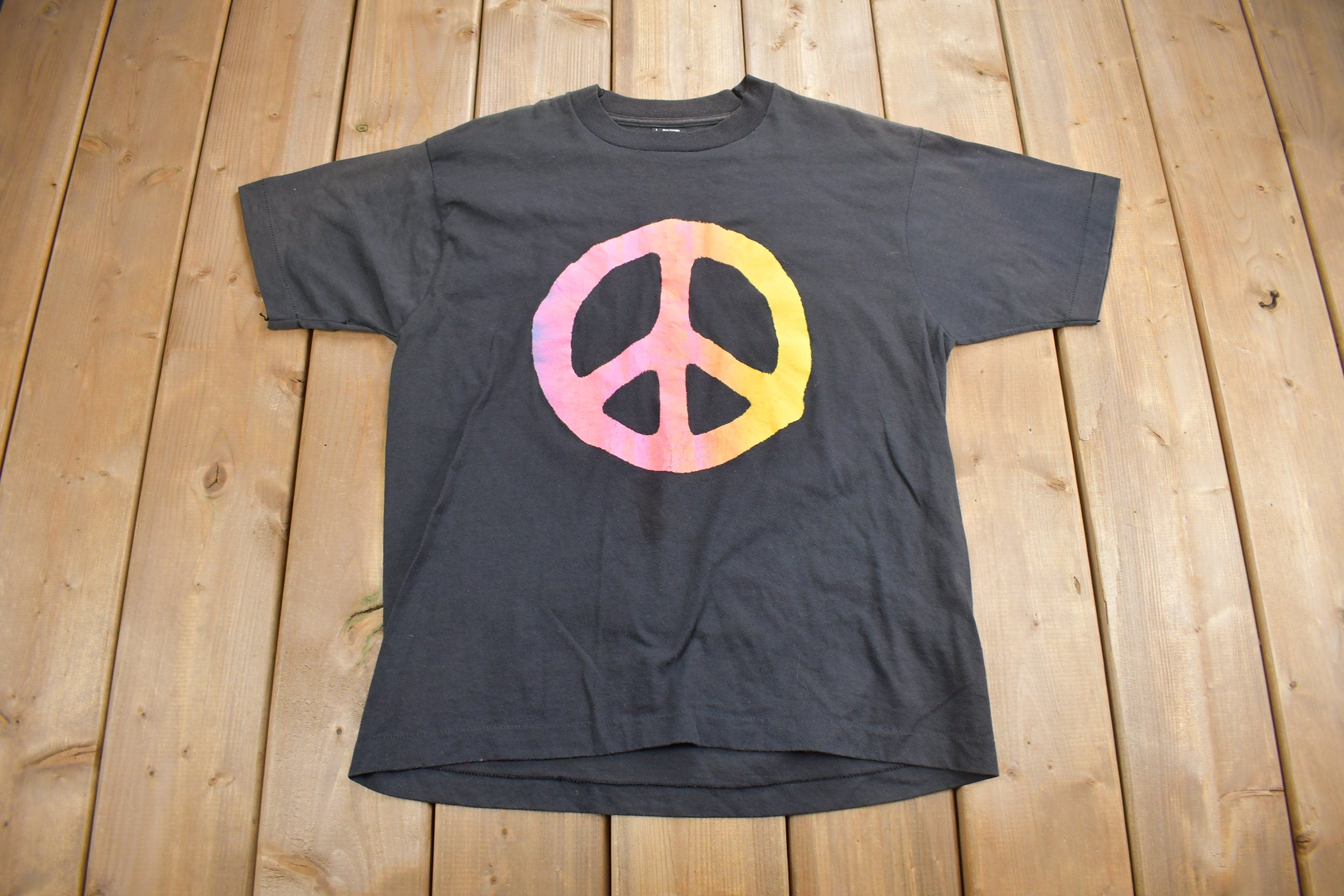 Vintage 1980s Peace Logo Graphic T Shirt