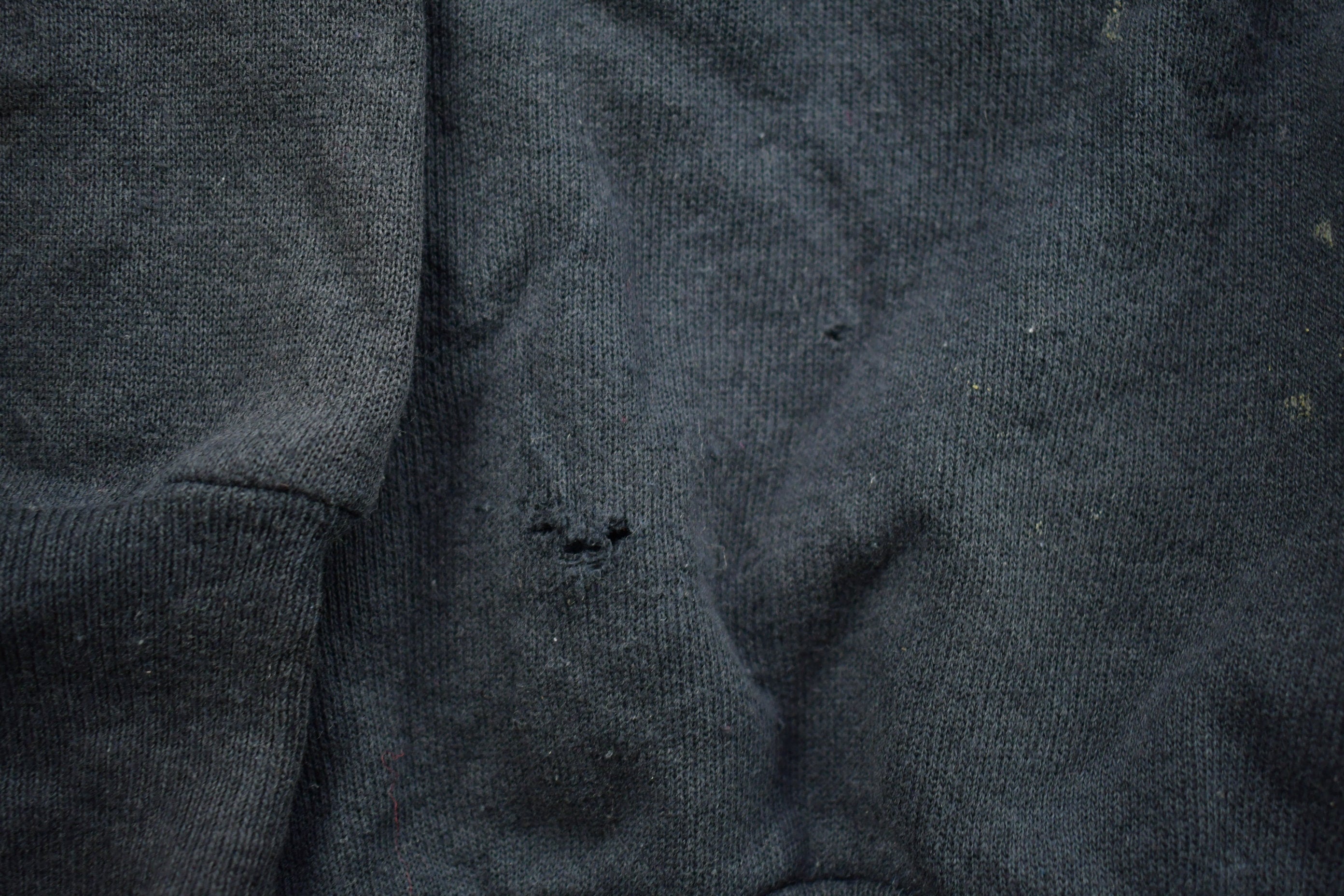 Vintage 1990s Blank Black Crewneck Sweatshirt