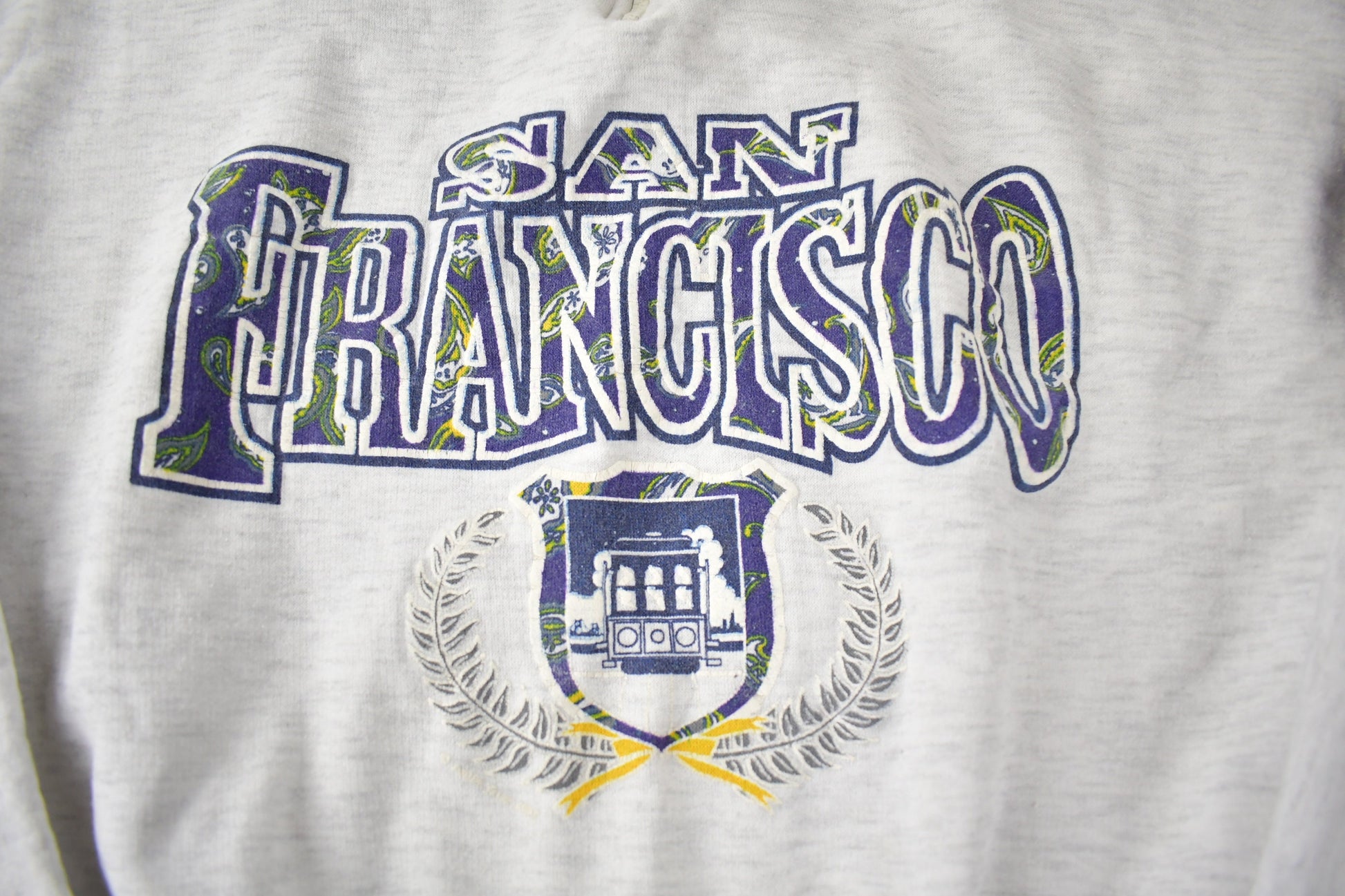 Vintage 1980s San Francisco Souvenir Travel Collared Sweatshirt