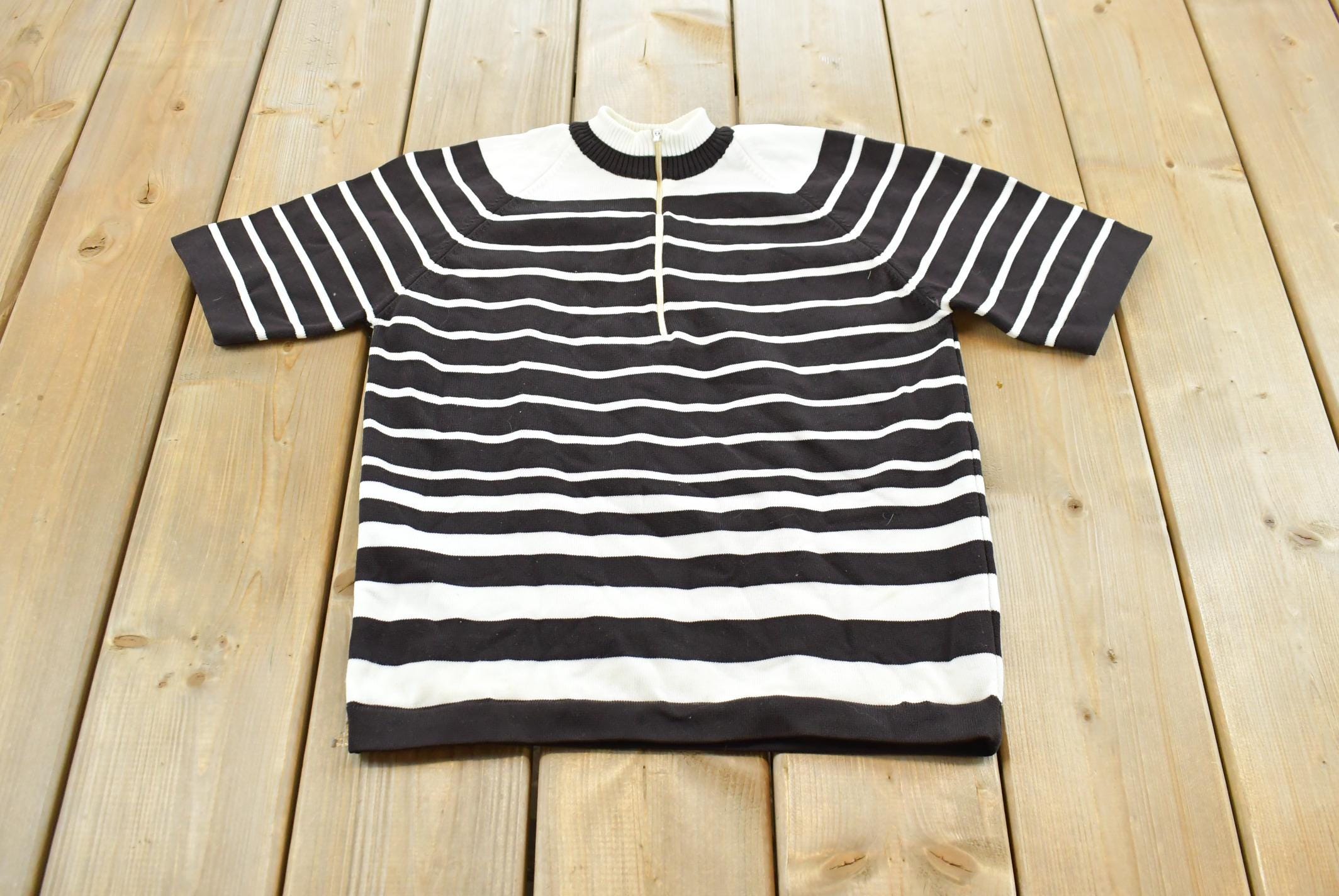 True Vintage 1970s Miss Holly Short Sleeve Quarter Zip Knit Polyester Sweater T-Shirt Womens S /