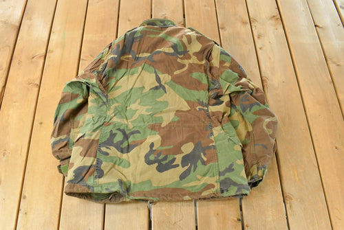 Vintage 1980s Military Camo Jacket Men's Small Short / Button Up Jacket / Army Green / Vintage Army / Streetwear Fashion / 80s Army Jacket