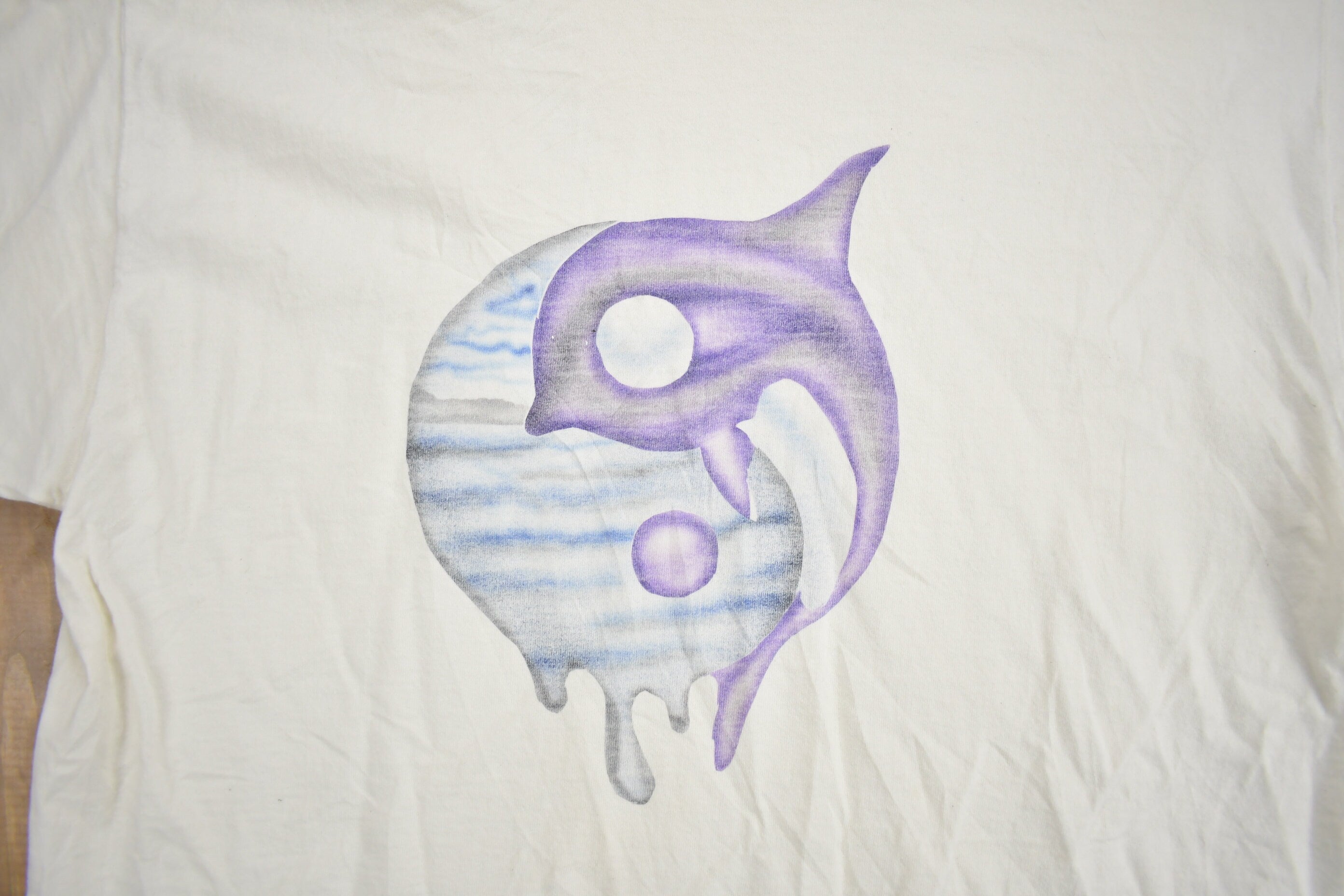 Vintage 1990s Yin Yang Dolphin Graphic T Shirt