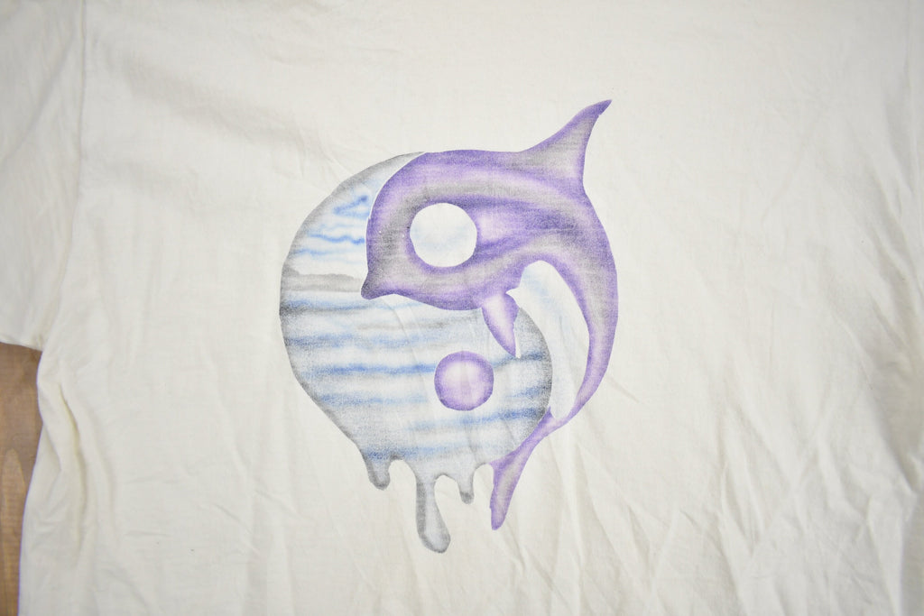 Vintage 1990s Yin Yang Dolphin Graphic T Shirt
