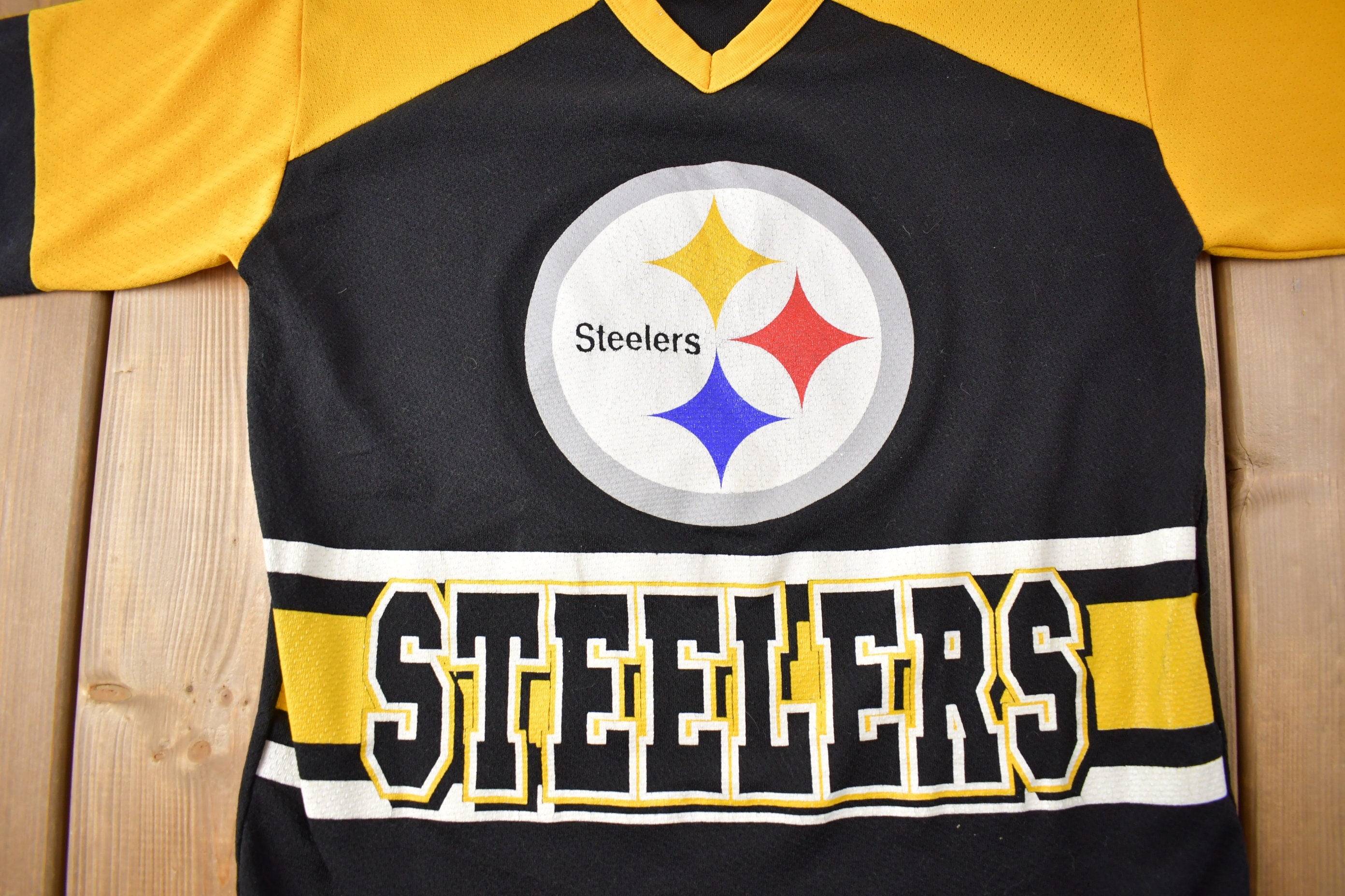 Vintage 1990s Pittsburgh Steelers NFL Jersey Style Graphic T-Shirt
