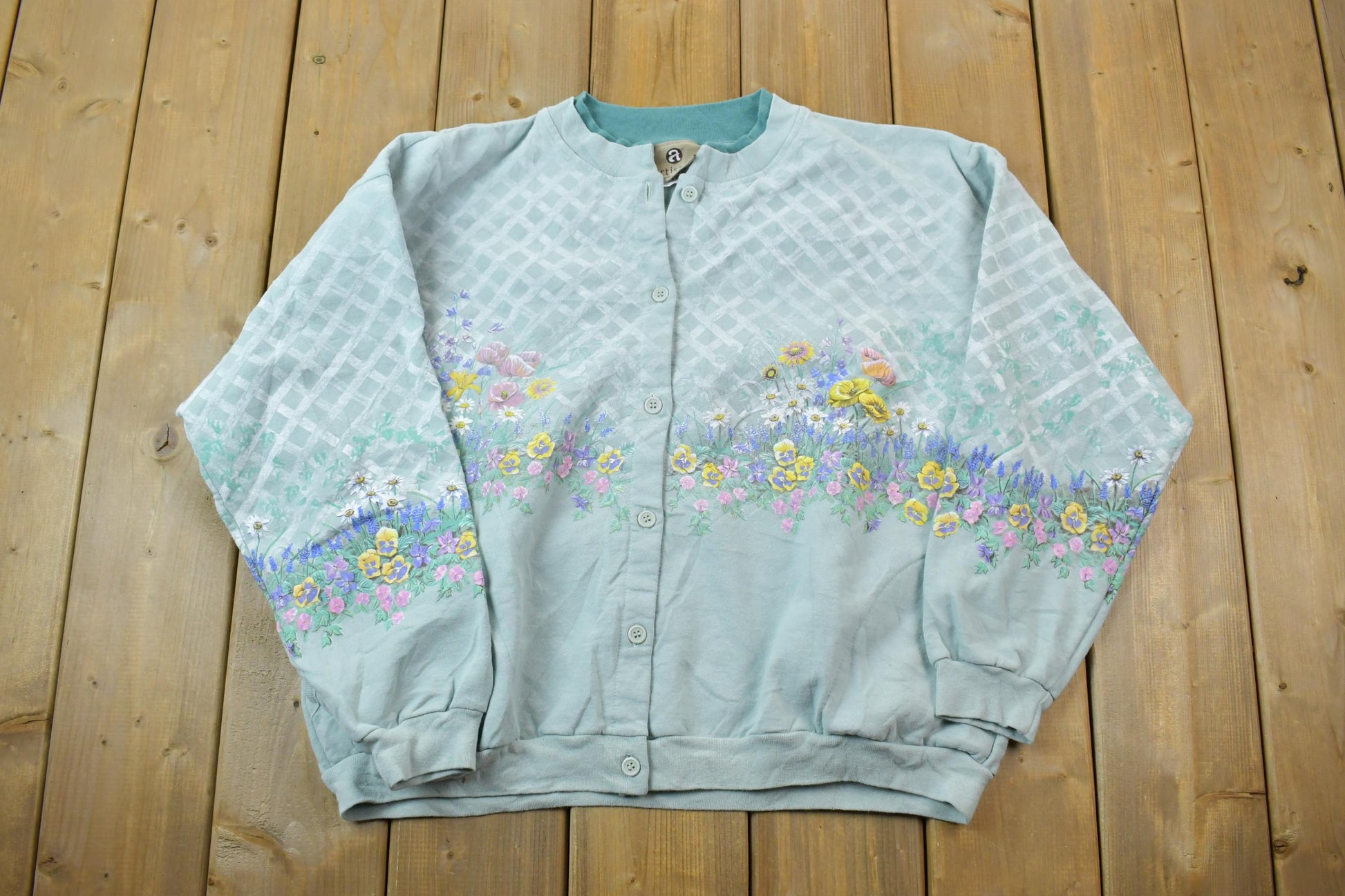 Vintage 1990s Artisans The Art Of Apparel Floral Theme Full Button Down Crewneck / Souvenir / Vintage Sweatshirt / Outdoorsman