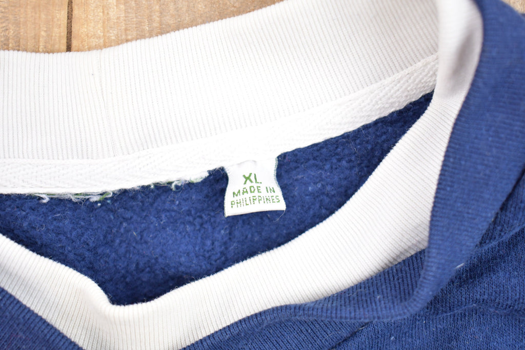 Vintage 1990s Bird Embroidered Bird Crewneck Sweatshirt / 90s Crewneck / Souvenir / Athleisure / Streetwear / Floral Bird Print