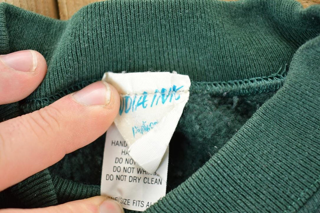 Vintage 1990s Christmas Teddy Bear Souvenir Crewneck Sweatshirt Made In USA / 90s Crewneck / Souvenir Sweater / Streetwear / Travel