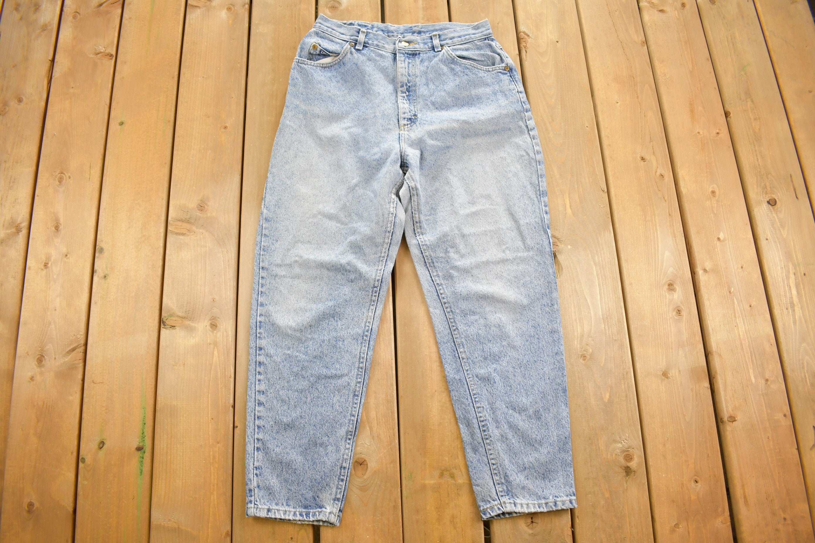 Vintage 1980s Lee Light Wash Denim Women's Jeans Size 30 x 26.5