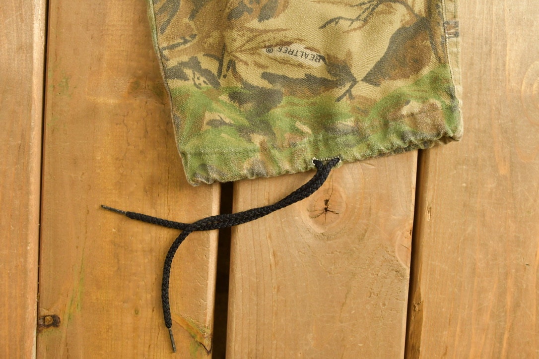 Vintage 1990's Realtree Camouflage Pants 38 x 32.5
