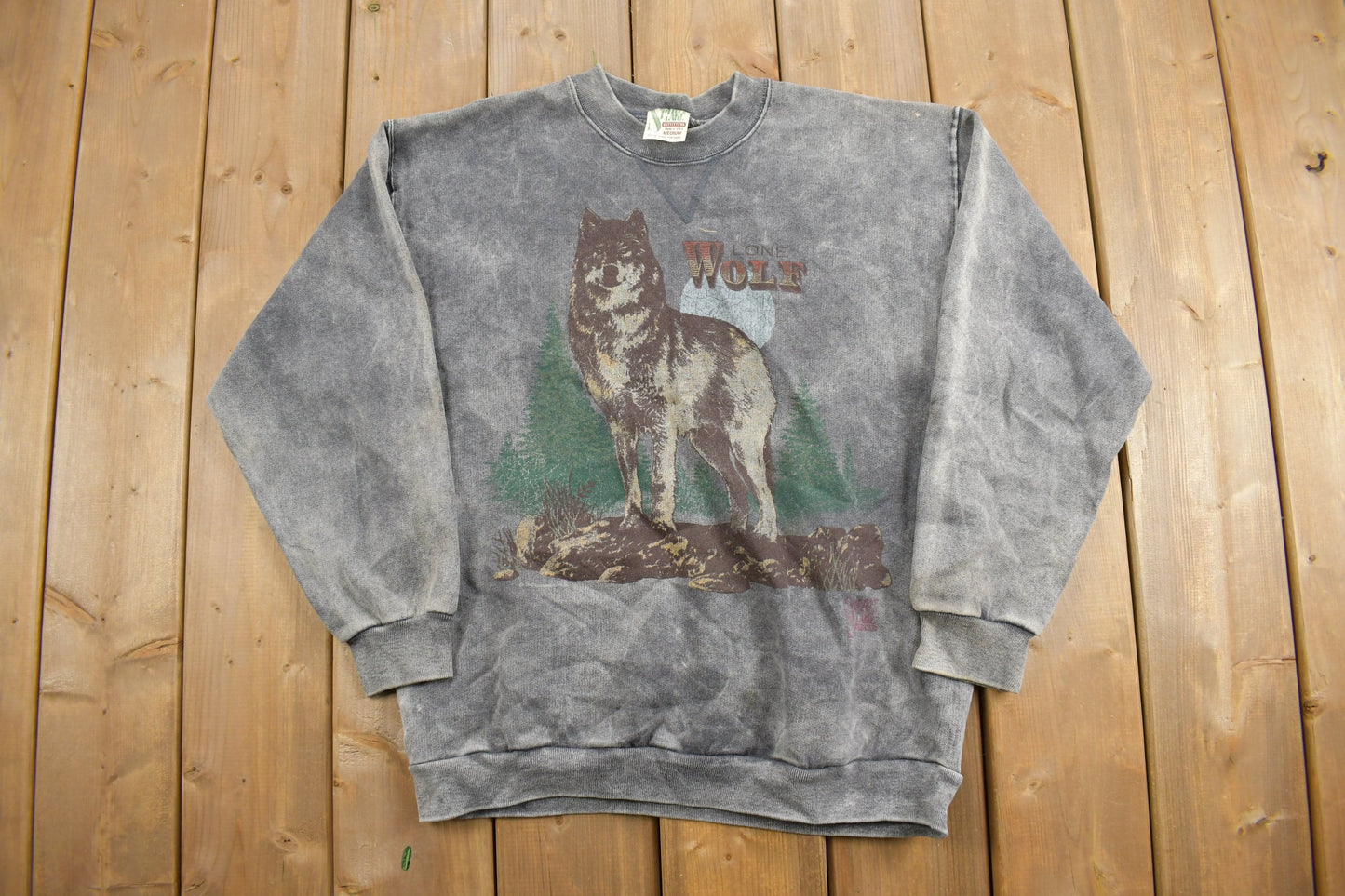 Vintage 1980s "Lone Wolf" Wolf Theme Graphic Crewneck / Vintage Sweatshirt / Outdoorsman / Wilderness Sweatshirt / Made In USA / Nature