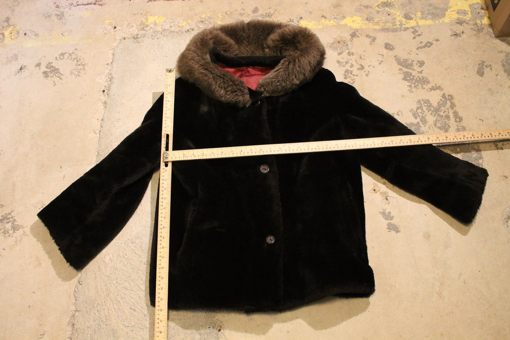 Vintage 1980s Fur Collared Winter Outerwear Jacket