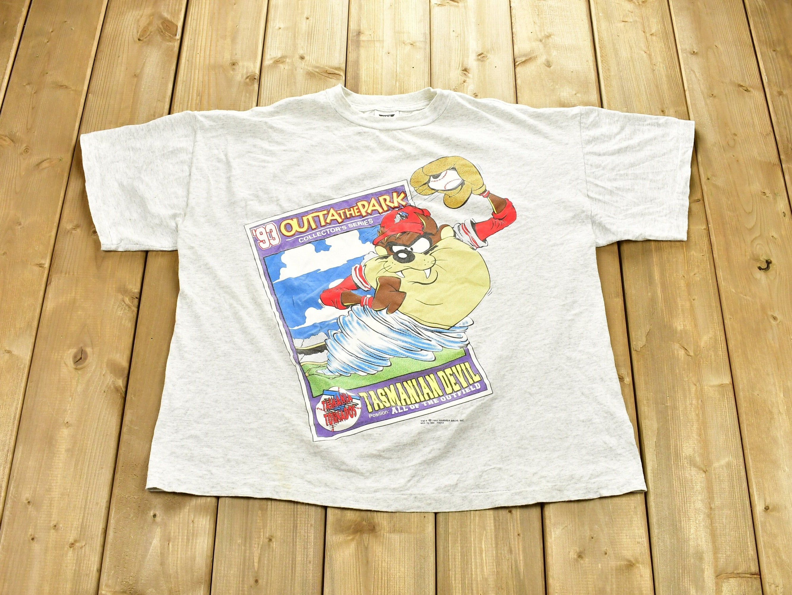 Vintage 1993 Tasmanian Devil Baseball Cartoon T-Shirt