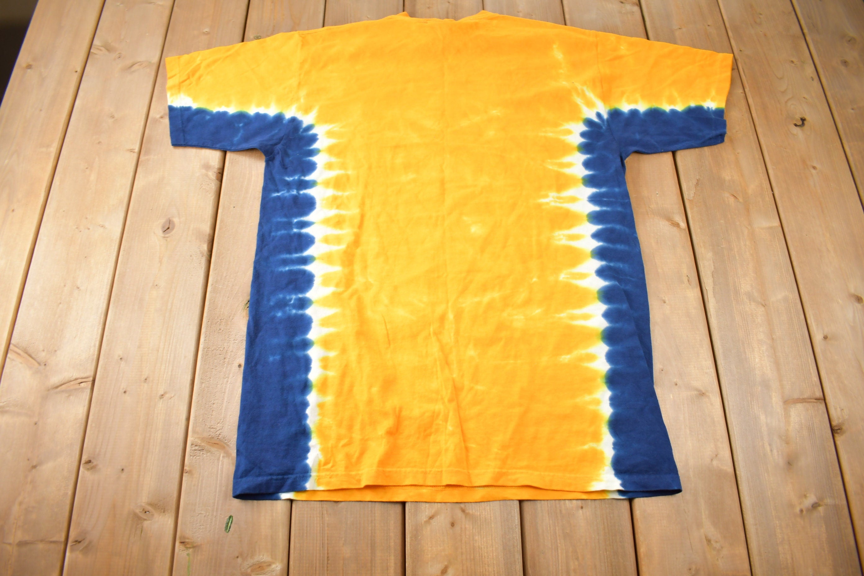 Vintage 2002 Universal Studios Tie Dye Graphic T Shirt Size Large