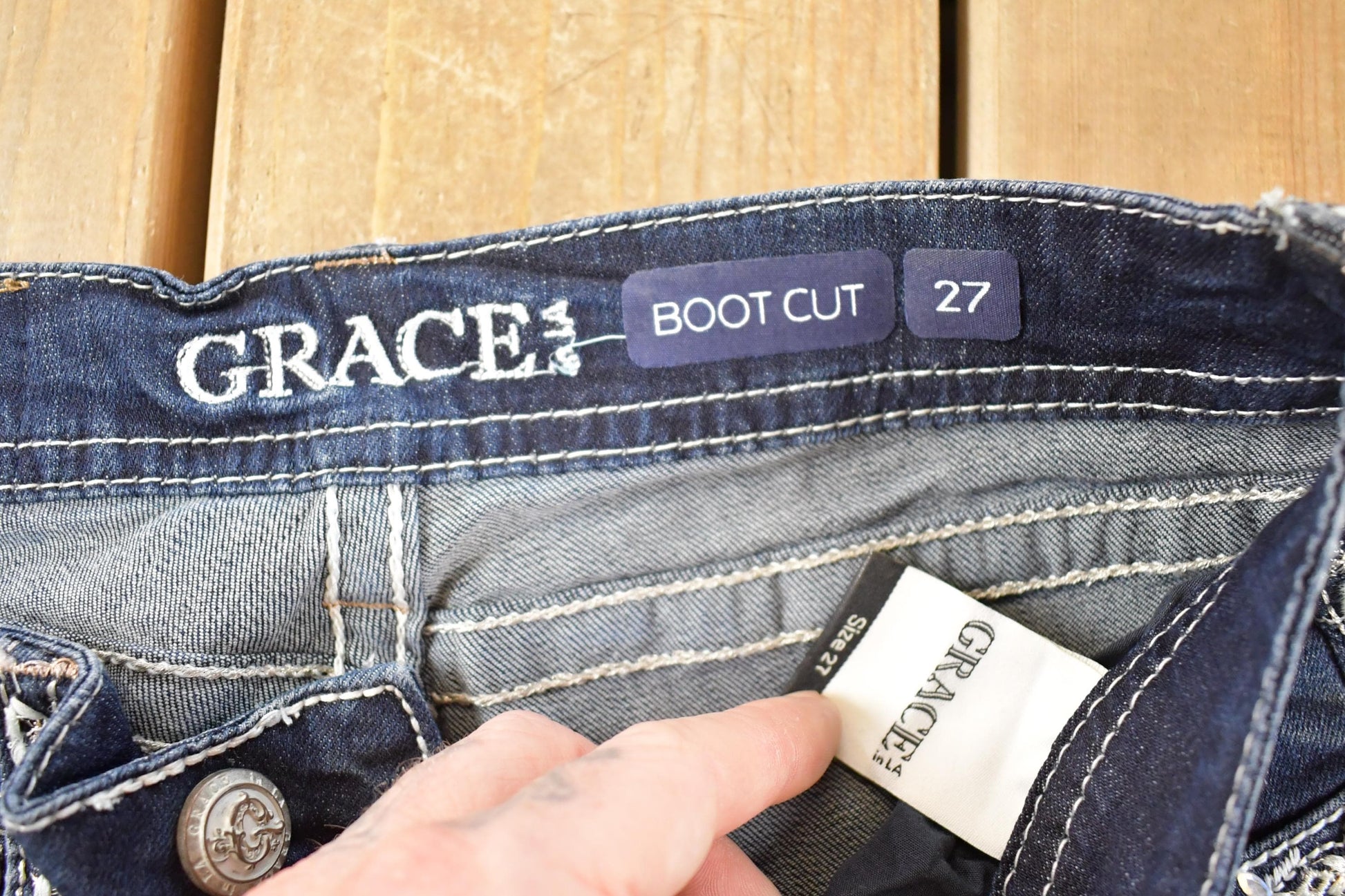 Vintage Deadstock Y2K Grace In LA Bedazzled Low Rise Jeans Women's Size 27 x 32 / Bootcut Jeans / 2000's Embroidered Contrast Stitched Denim