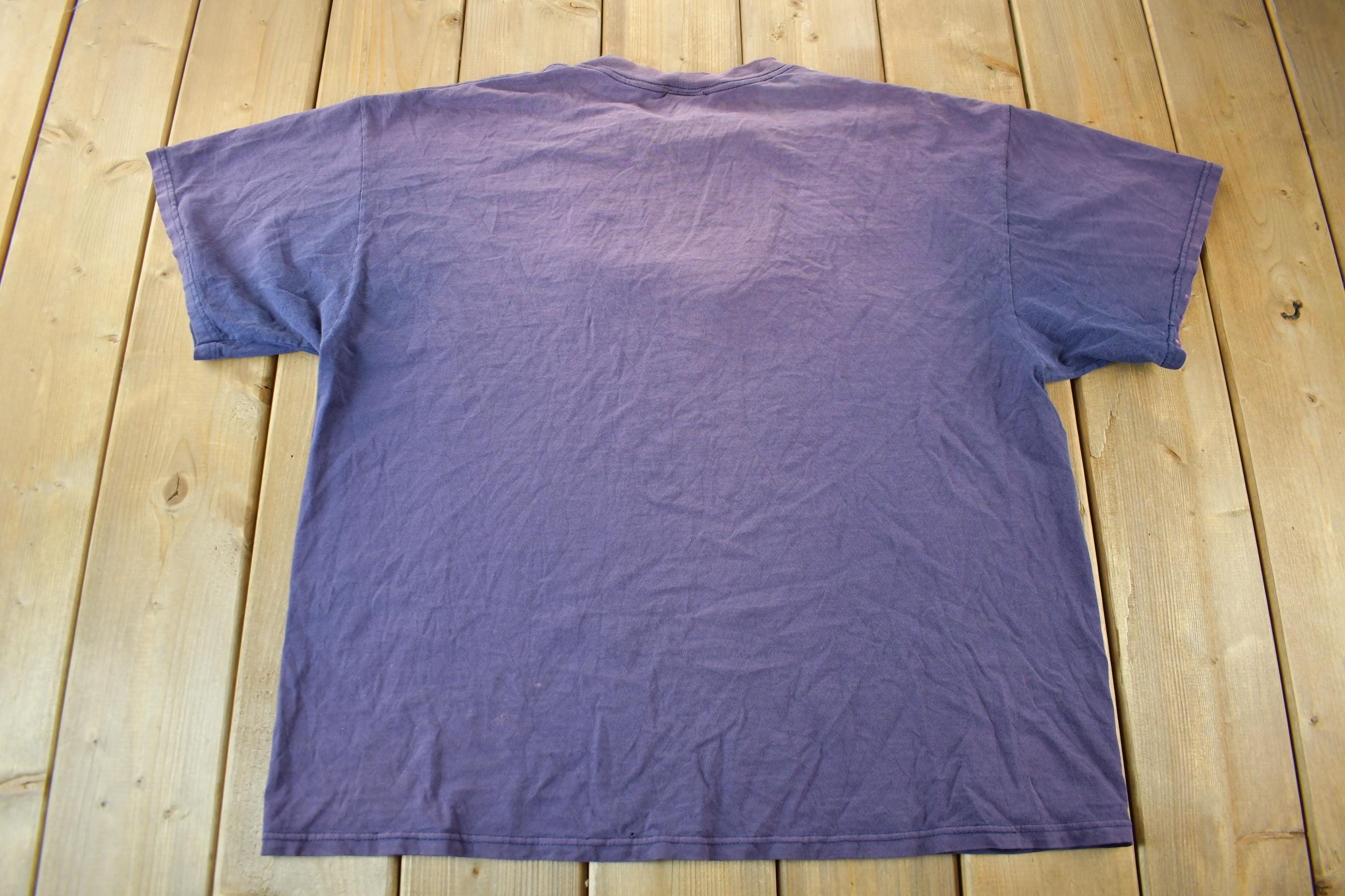 Vintage 1990s Varsity Club Distressed Faded Graphic T-Shirt