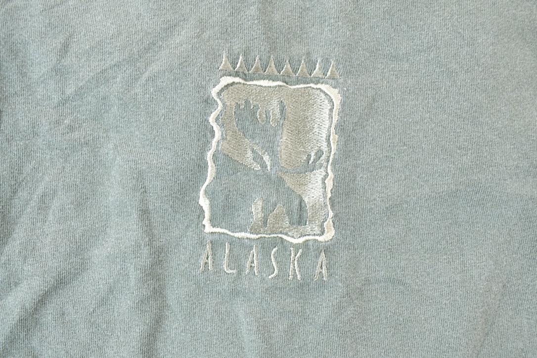 Vintage 1990s Alaska Moose Embroidered Souvenir T-Shirt