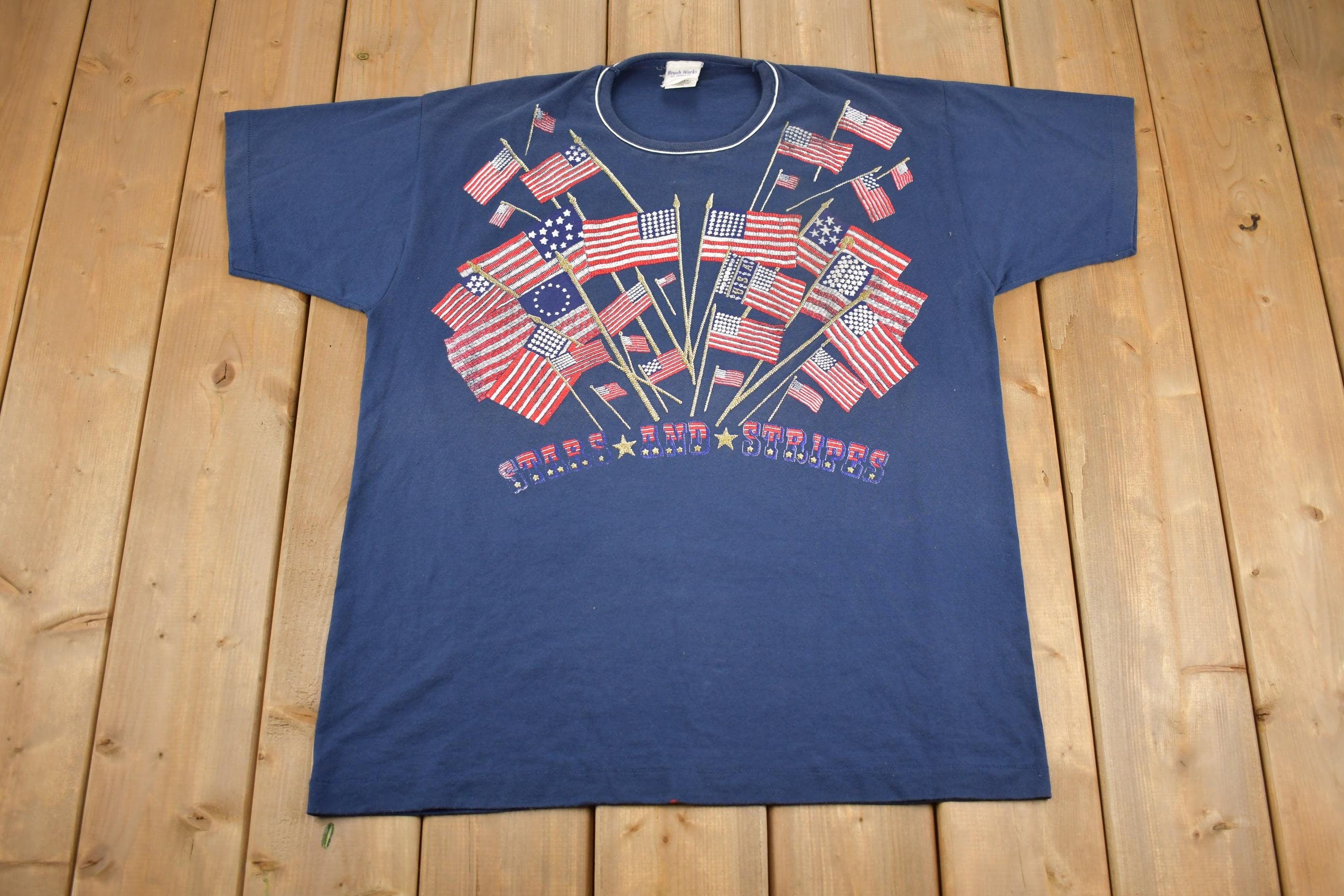 Vintage 1990s Stars And Stripes Wrap Around Patriotic American Flag Print T Shirts