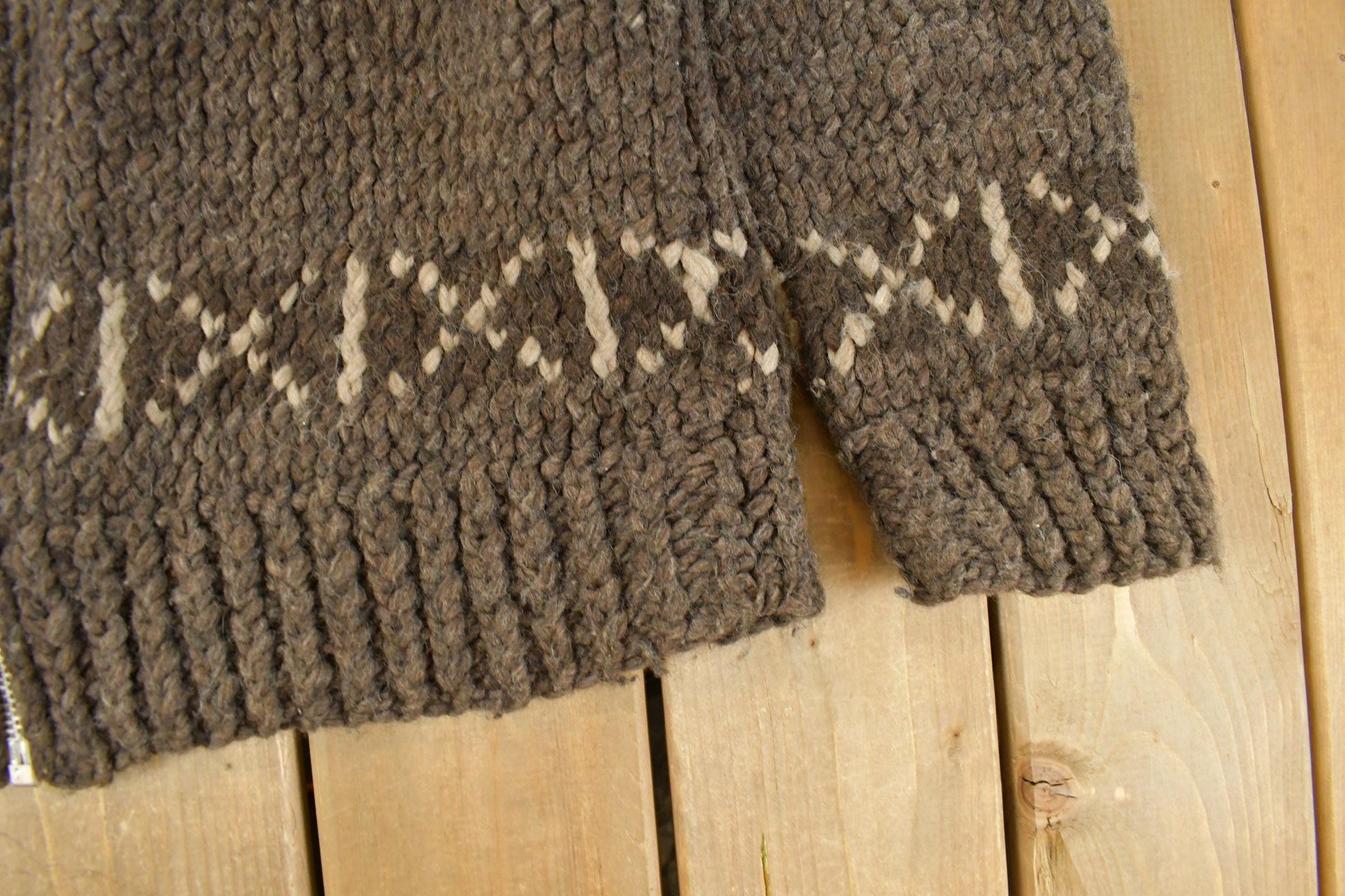 Vintage 1970s Cowichan Full Zip Hand Knit Sweater Men's Large