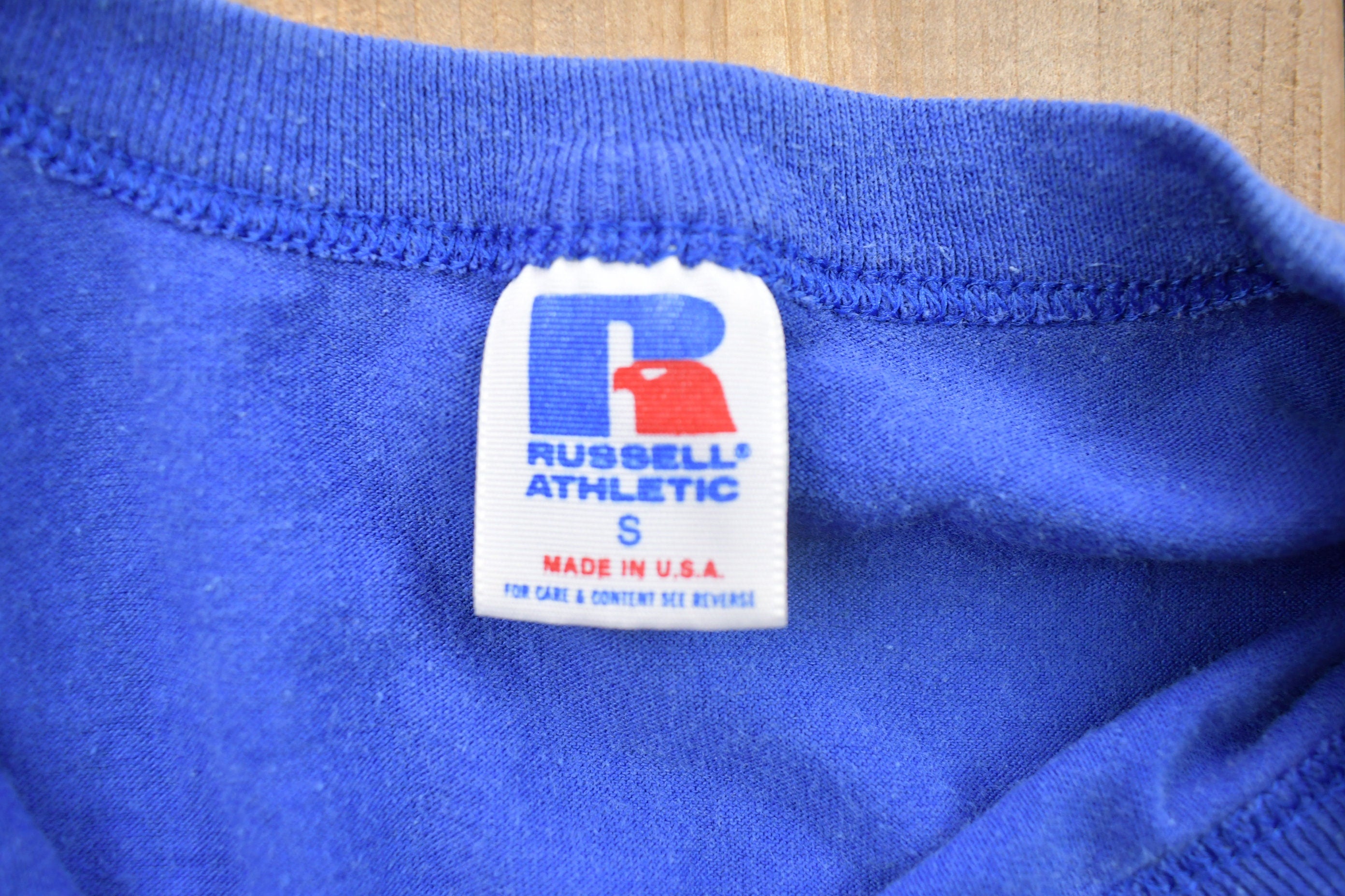Vintage 1990s Kansas City Royals MLB Quarter Button T-Shirt / Made In USA / MLB Baseball / 90s Streetwear / Sportswear / Russell Athletics