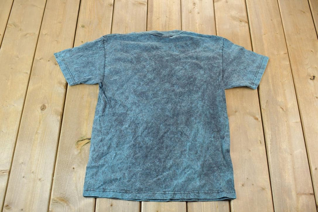 Vintage 1990s Black and Green Turtle Dream Catcher Graphic T-Shirt /