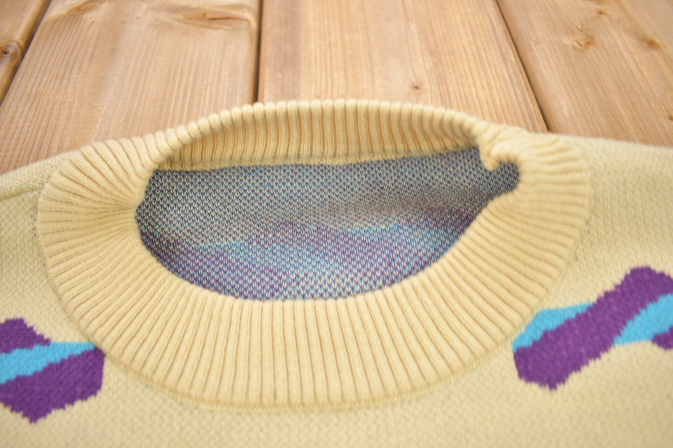 Vintage 1990s Abstract Patterned Knitted Crewneck Sweater