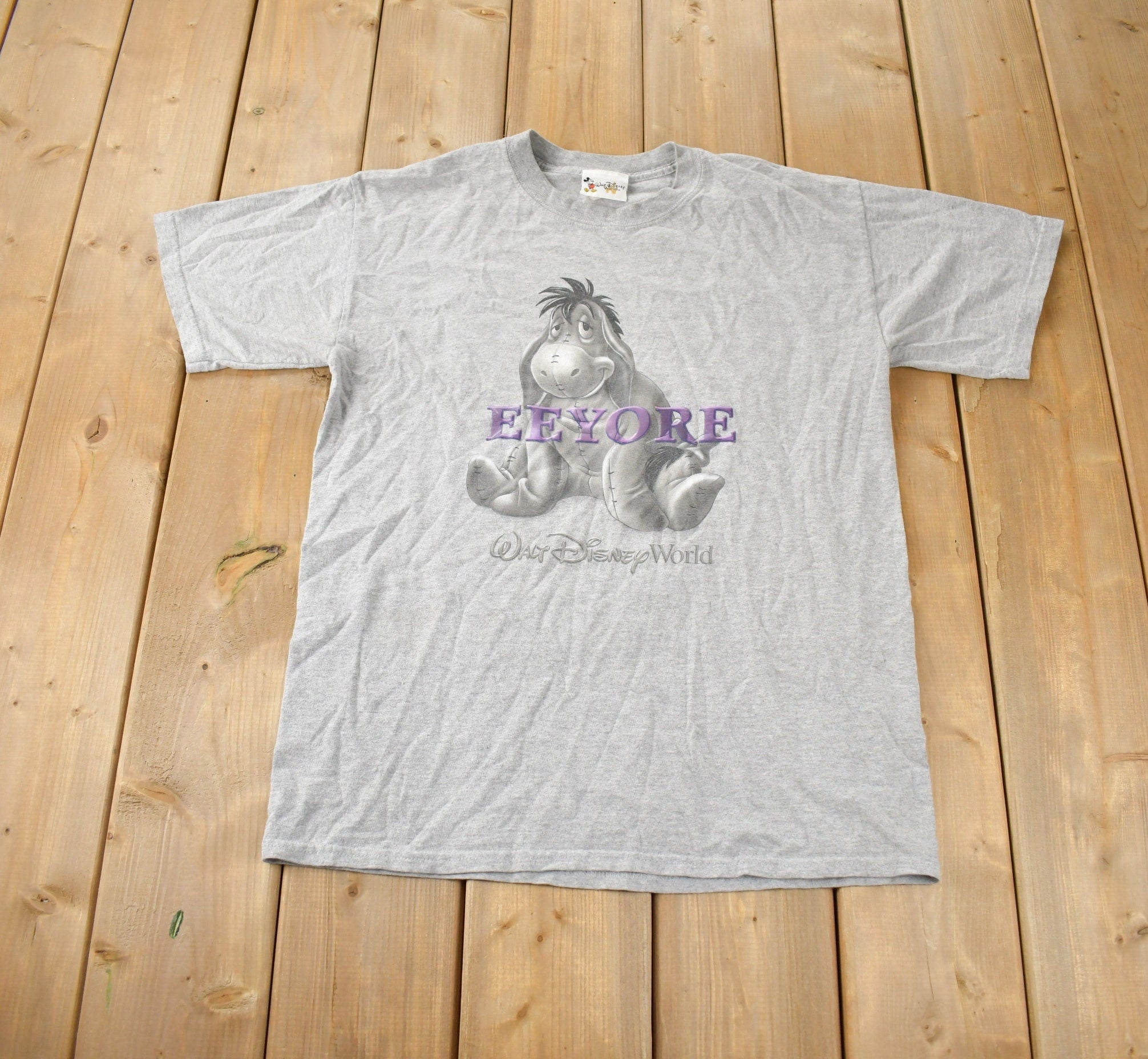 Vintage 1990s Eeyore Walt Disney World Graphic T-Shirt