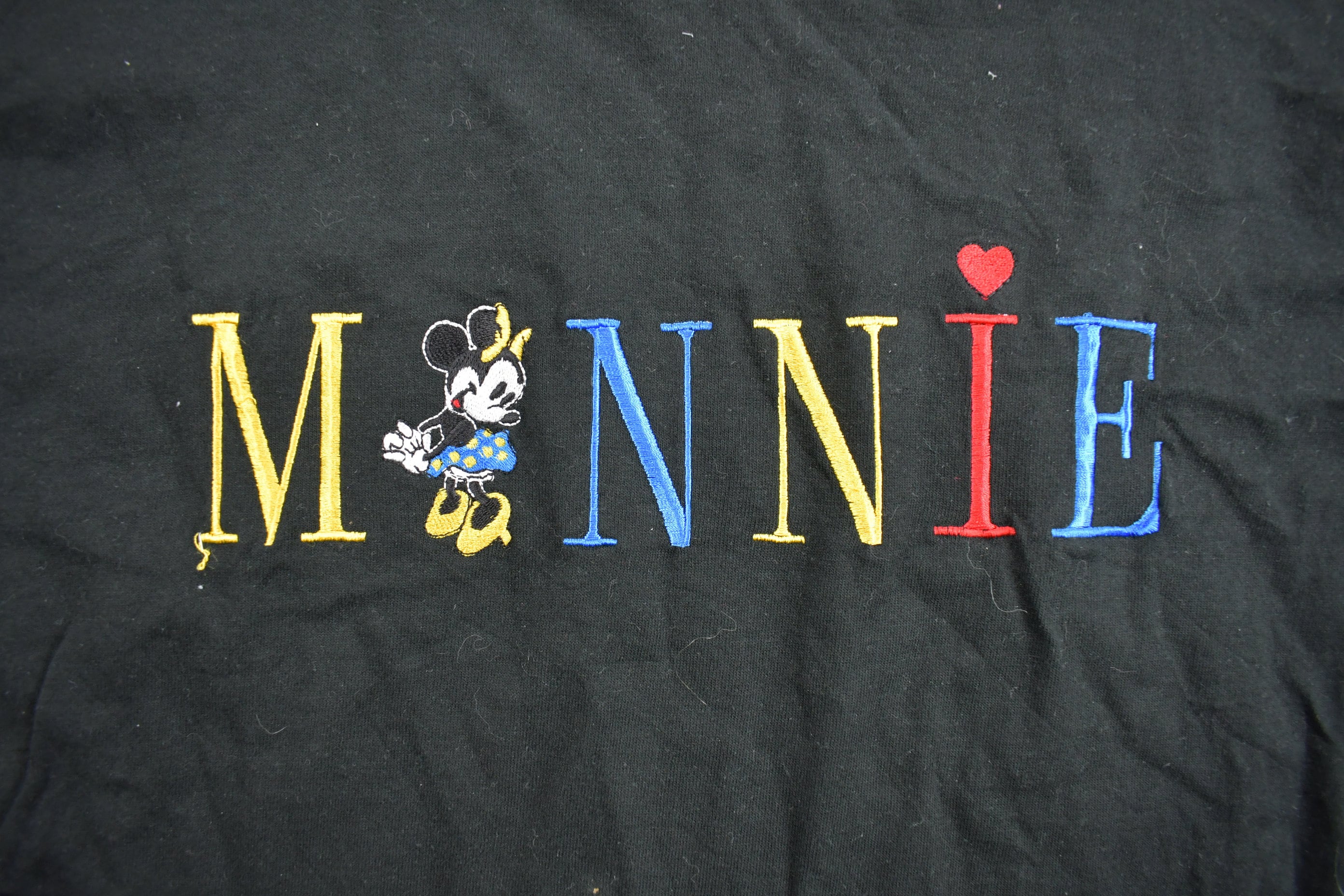 Vintage 1990s Minnie Mouse Embroidered T-Shirt